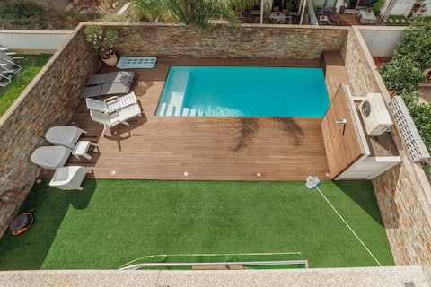 Pool & Cinema Villa by Vacationy