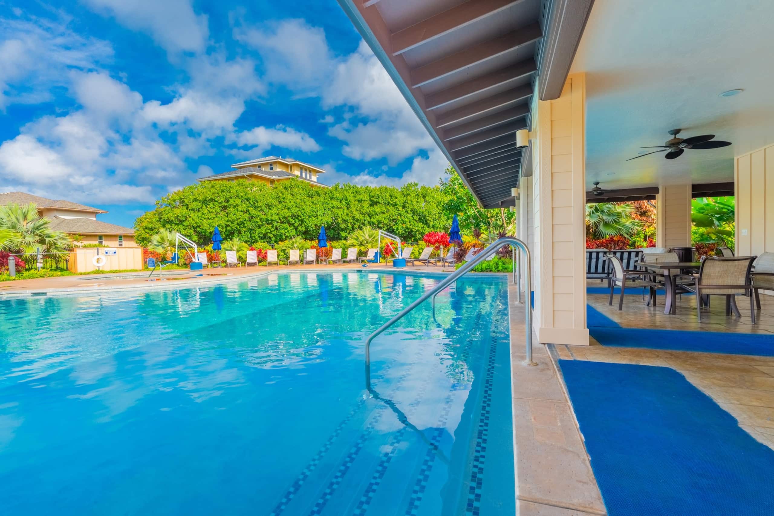 Townhouse in Koloa · ★4.89 · 2 bedrooms · 3 beds · 2.5 shared baths - Image 15