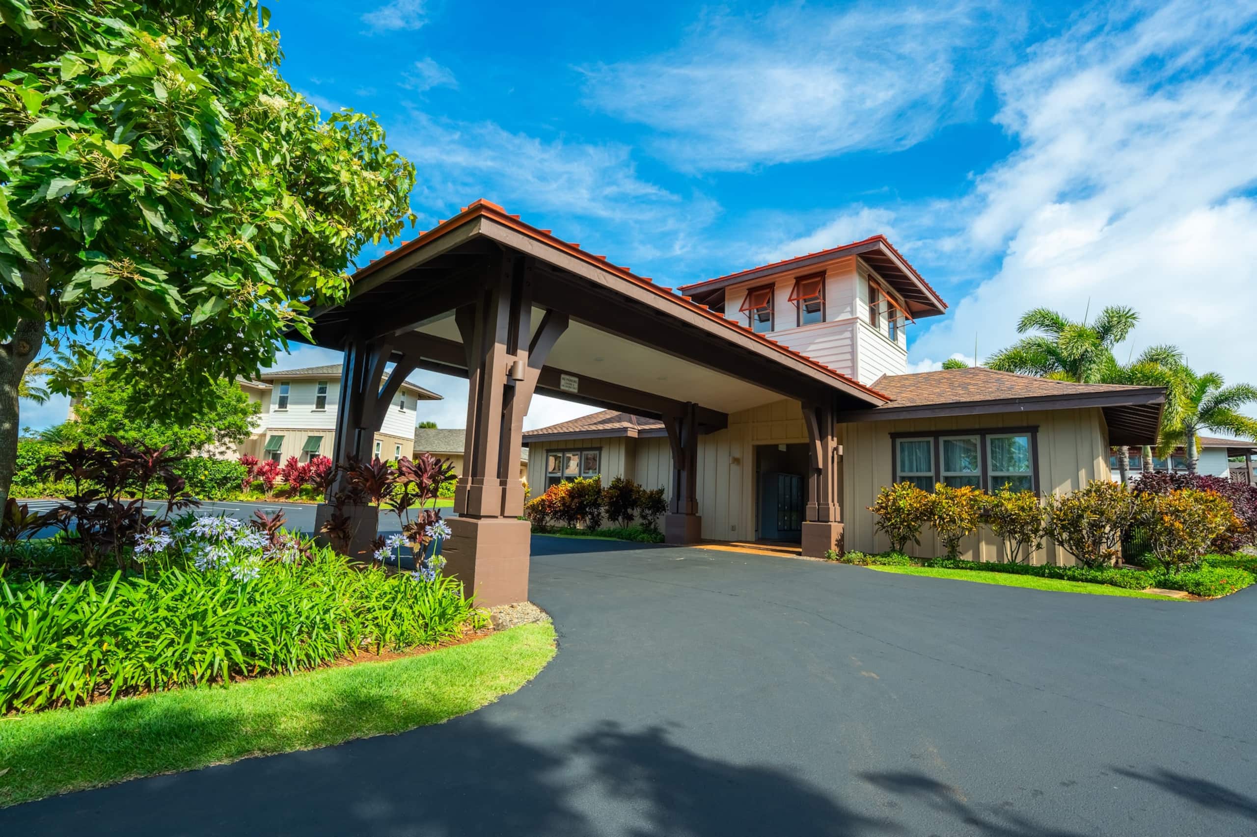 Townhouse in Koloa · ★4.89 · 2 bedrooms · 3 beds · 2.5 shared baths - Image 14