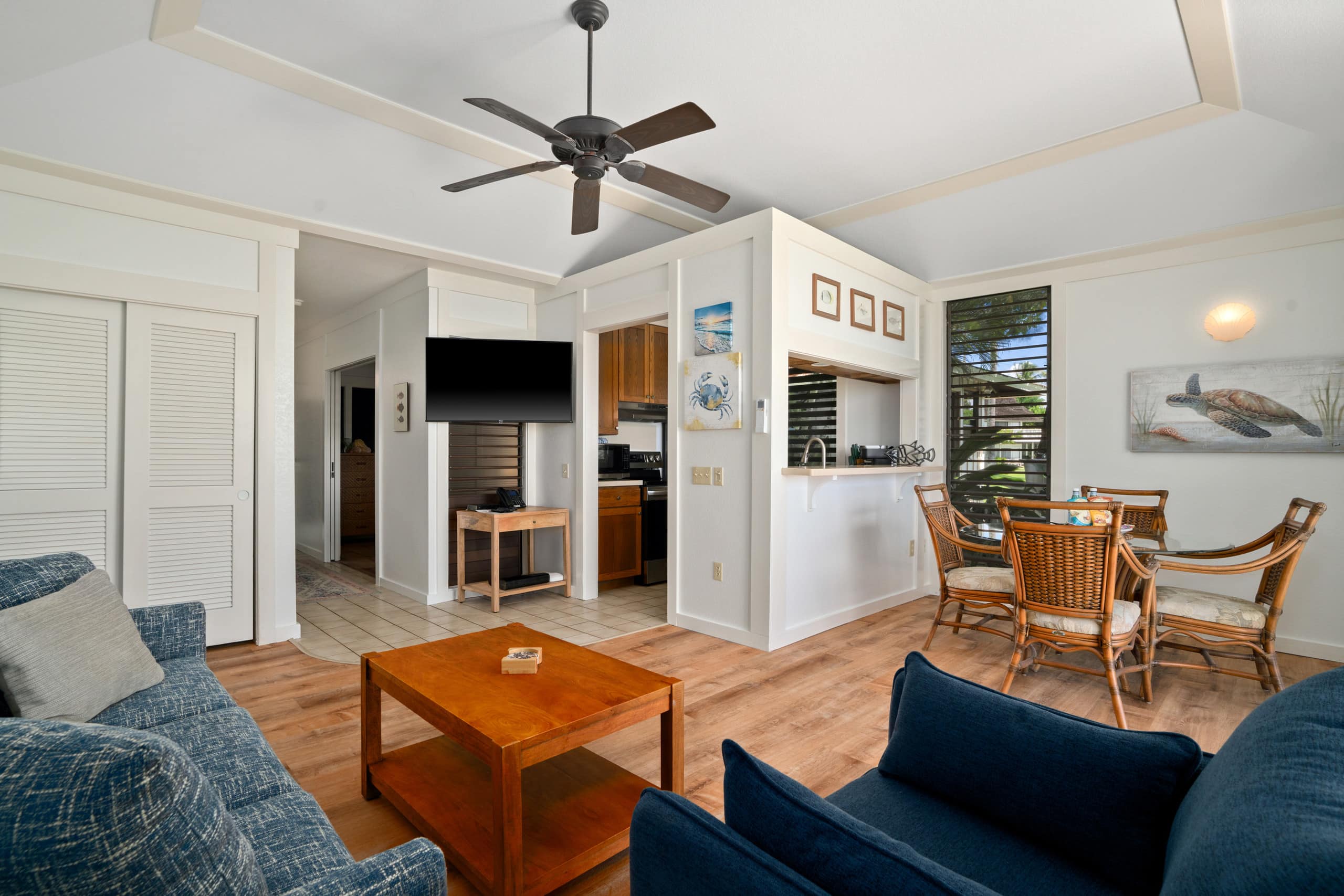 KP191 Ground FL | Beachfront • Pool • Gym - Image 5