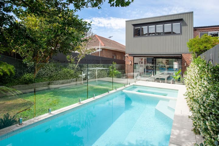 Mosaic Muse, North Bondi IH