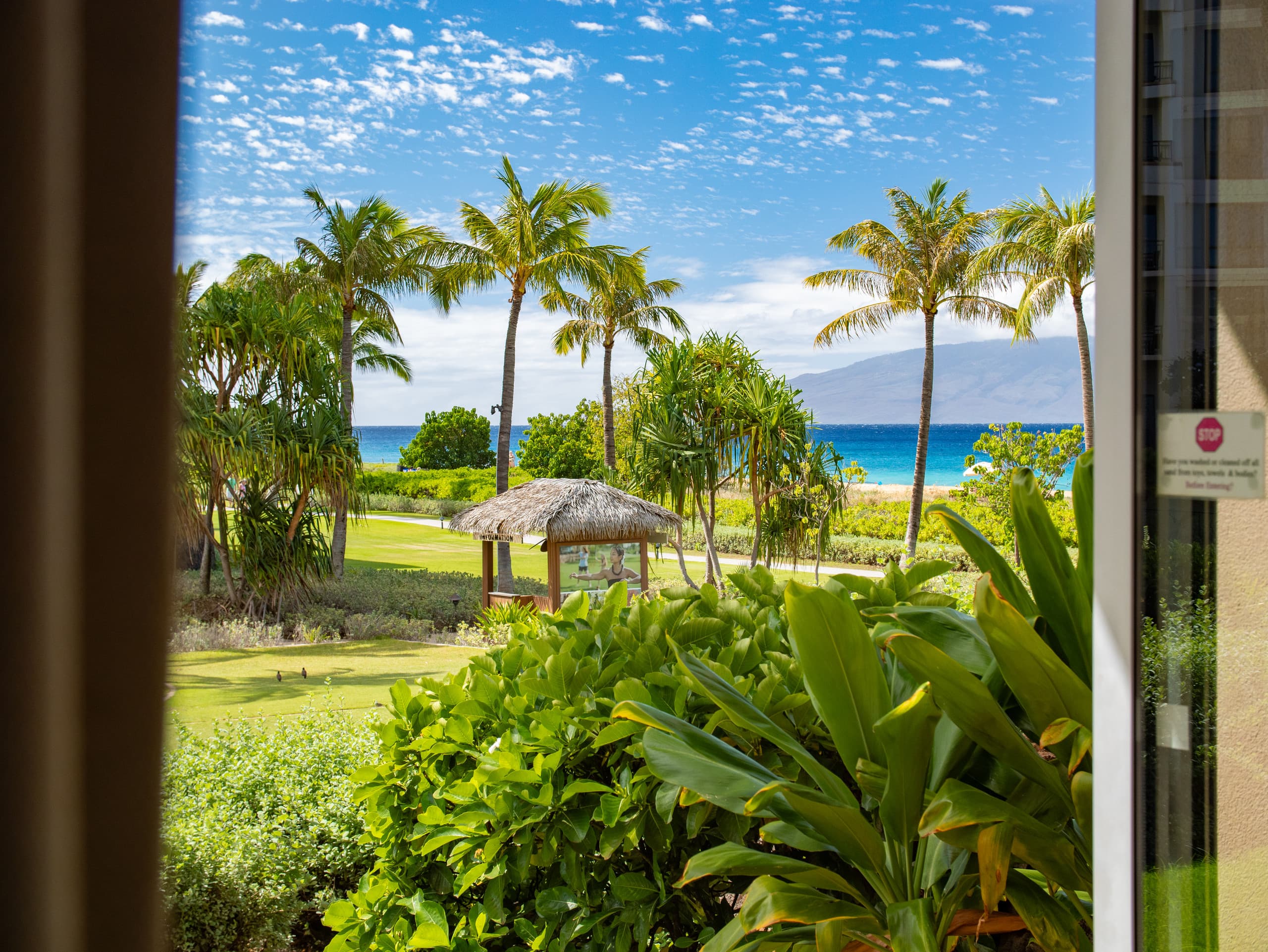 Home in Lahaina · ★5.0 · 3 bedrooms · 4 beds · 3 baths - Image 44