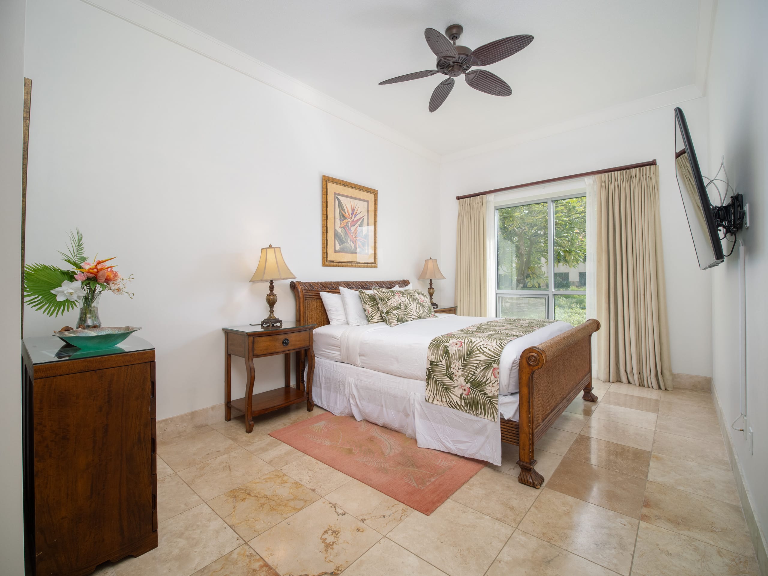 Home in Lahaina · ★5.0 · 3 bedrooms · 4 beds · 3 baths - Image 13
