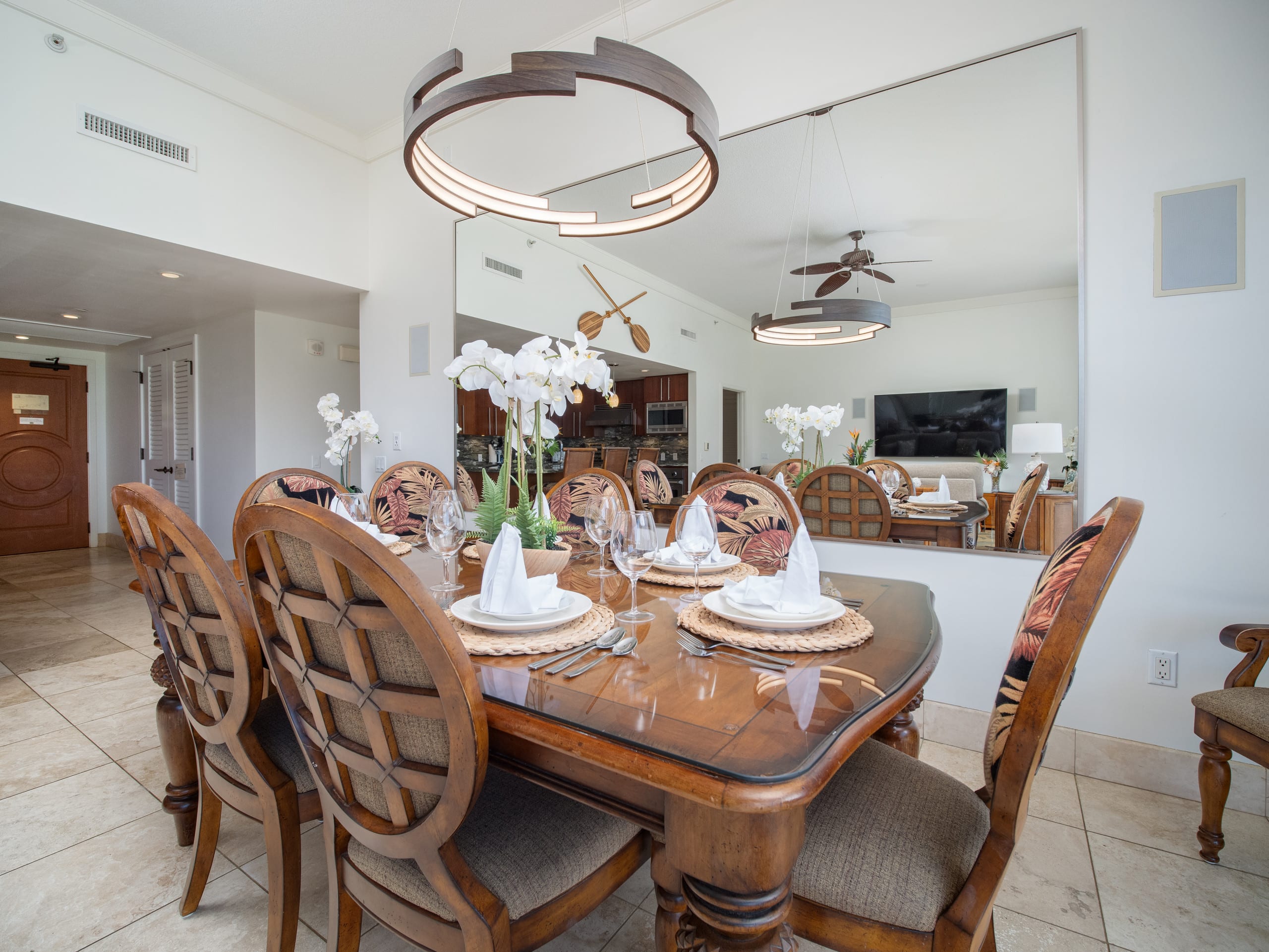 Home in Lahaina · ★5.0 · 3 bedrooms · 4 beds · 3 baths - Image 9