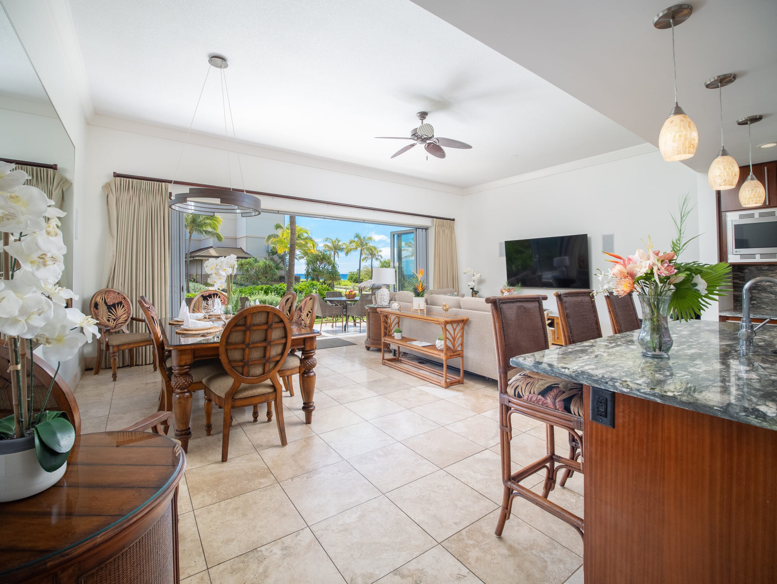 Home in Lahaina · ★5.0 · 3 bedrooms · 4 beds · 3 baths - Image 8