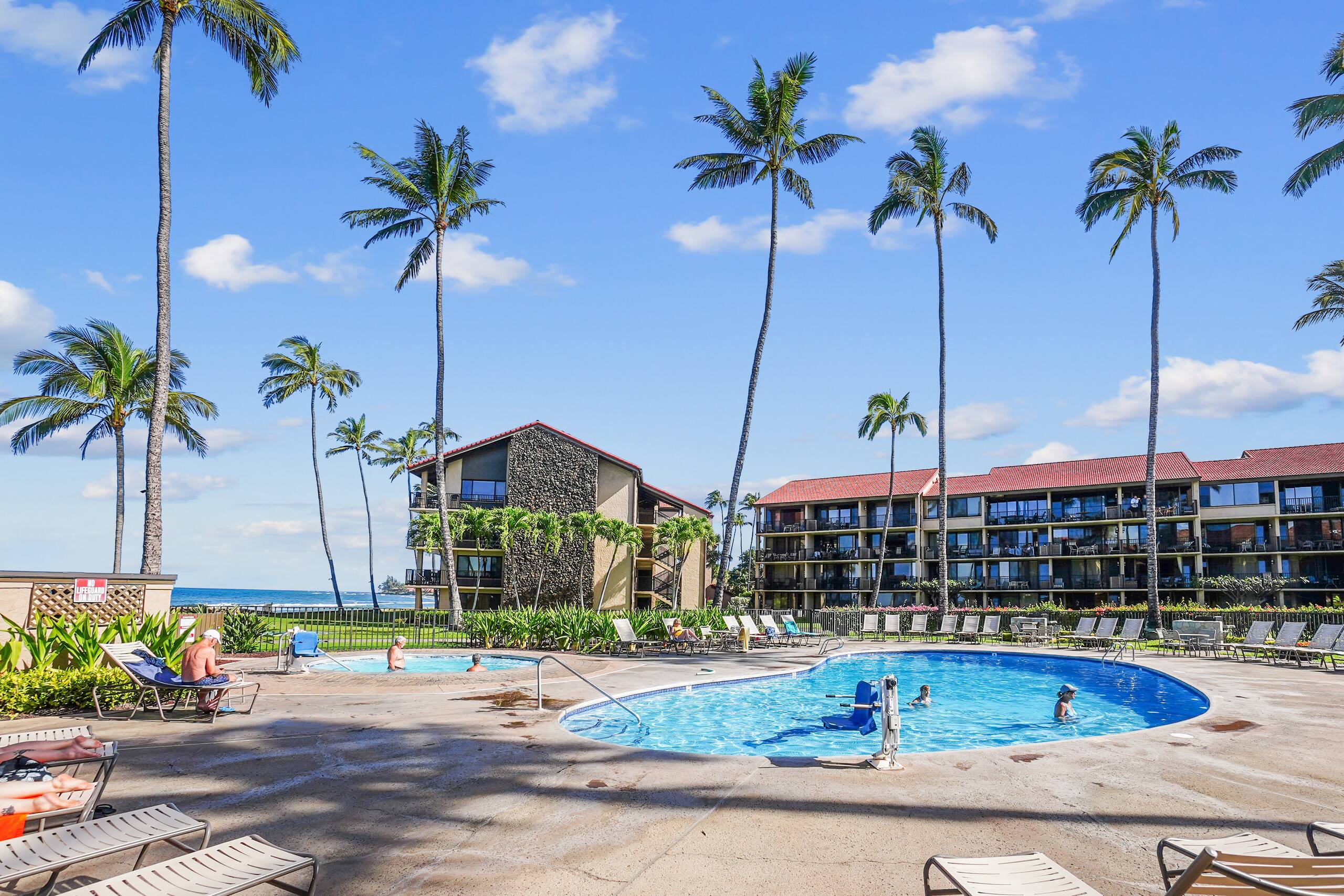 Home in Lahaina · ★4.8 · 1 bedroom · 2 beds · 1 private bath - Image 41