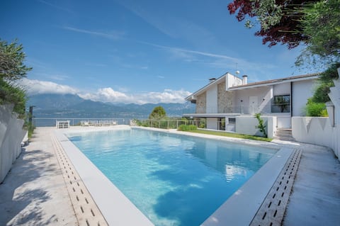 VillasGarda - Villa Lorena Carbona