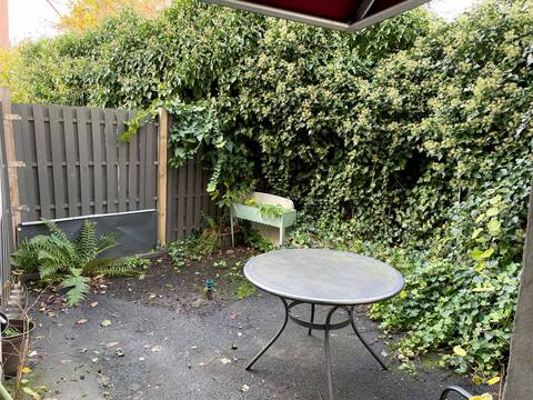 BRL03 apartment with terrace in Brühl