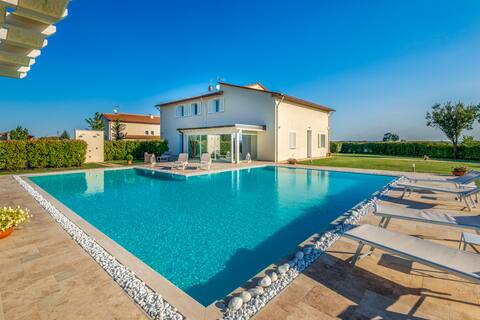 Villa Ferdinando