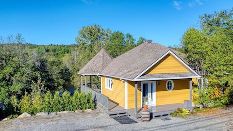 Spa & River - On the Northern Banks