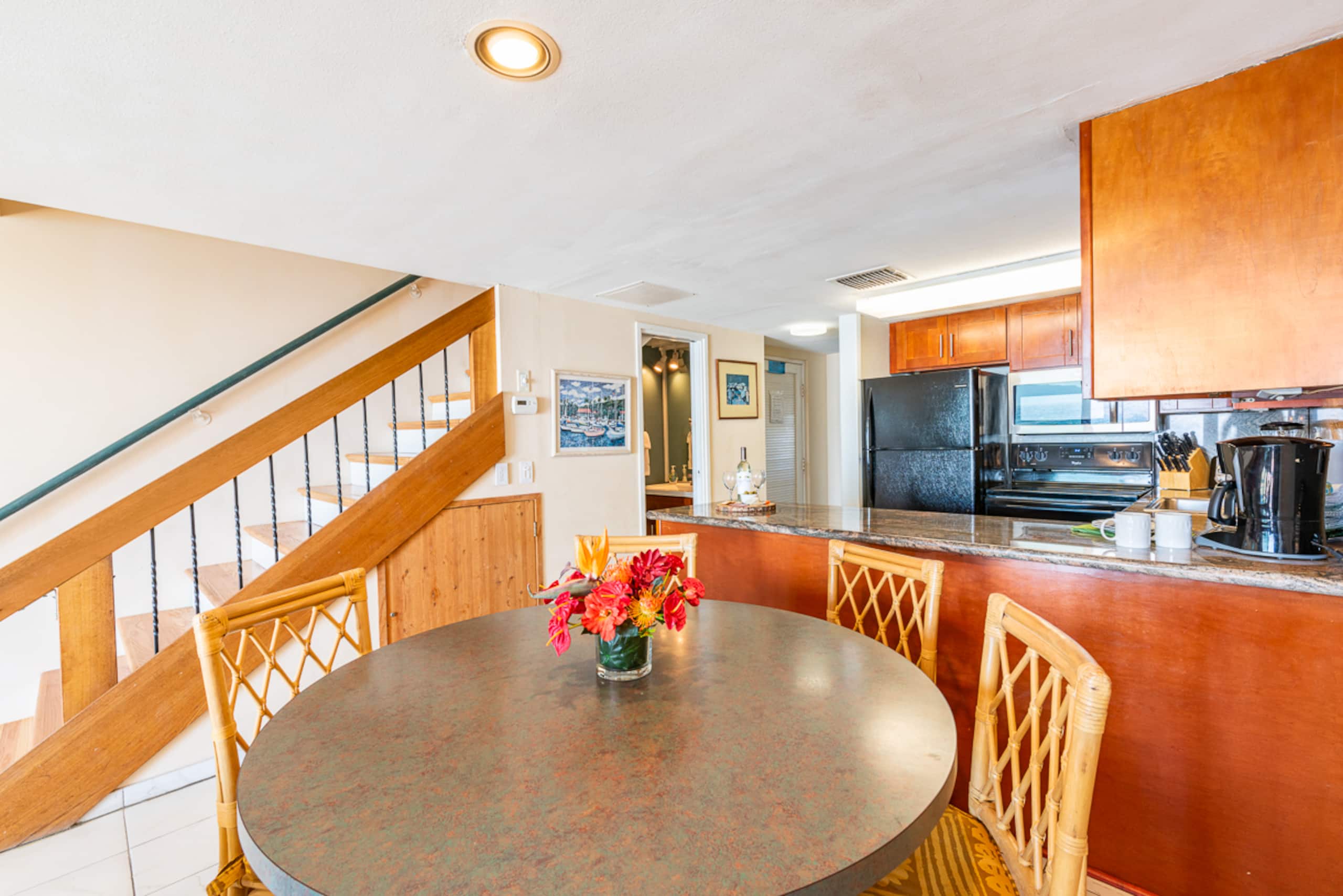 Condo in Lahaina · ★4.77 · 3 bedrooms · 4 beds · 2.5 baths - Image 5
