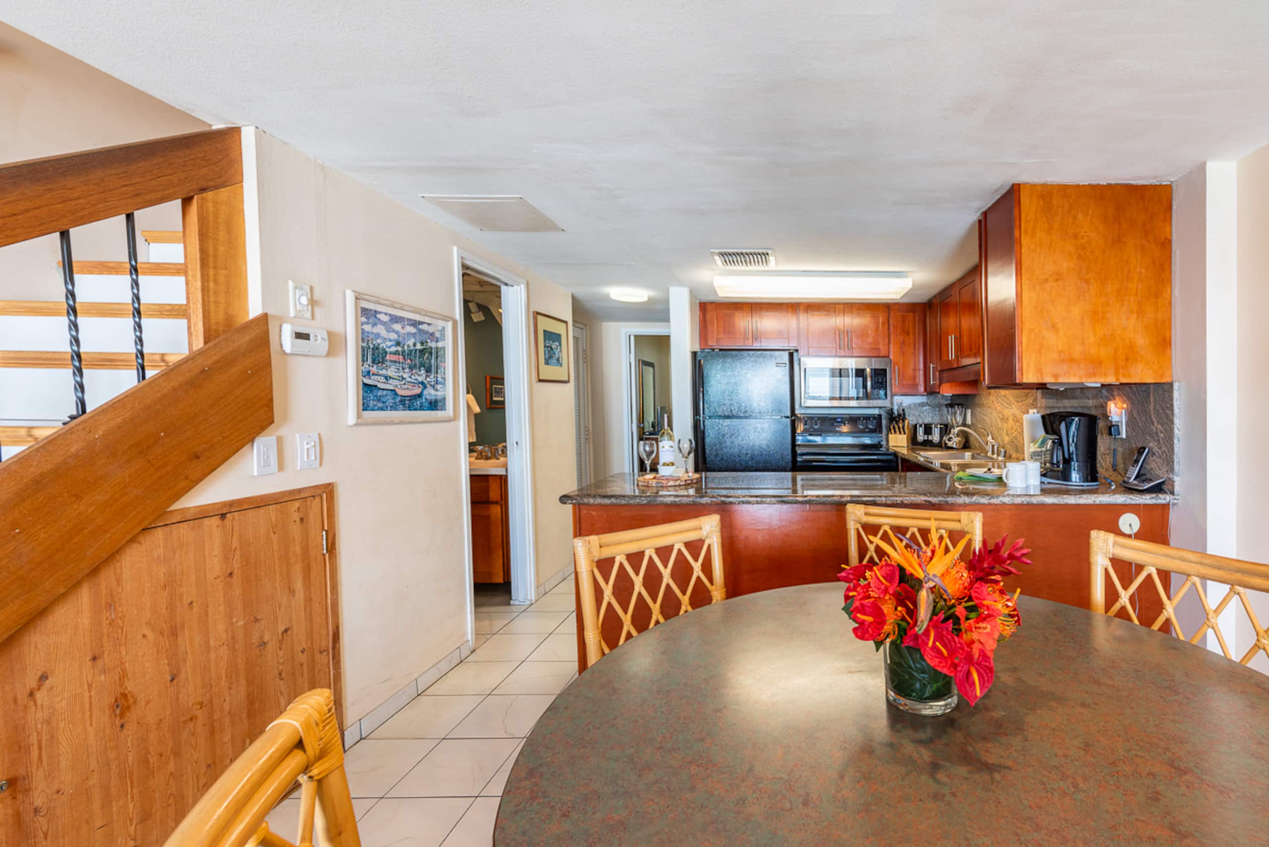 Condo in Lahaina · ★4.77 · 3 bedrooms · 4 beds · 2.5 baths - Image 4