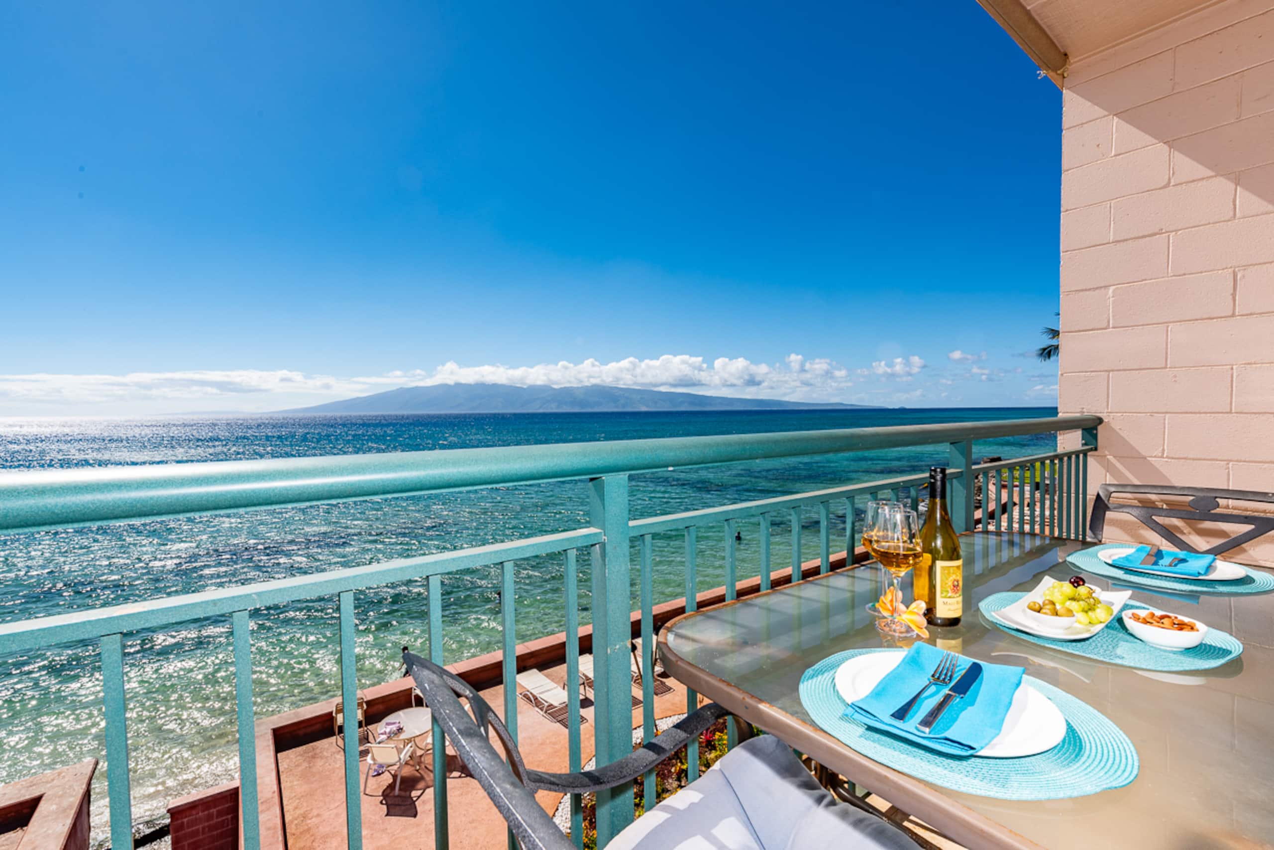 Condo in Lahaina · ★4.77 · 3 bedrooms · 4 beds · 2.5 baths - Image 36