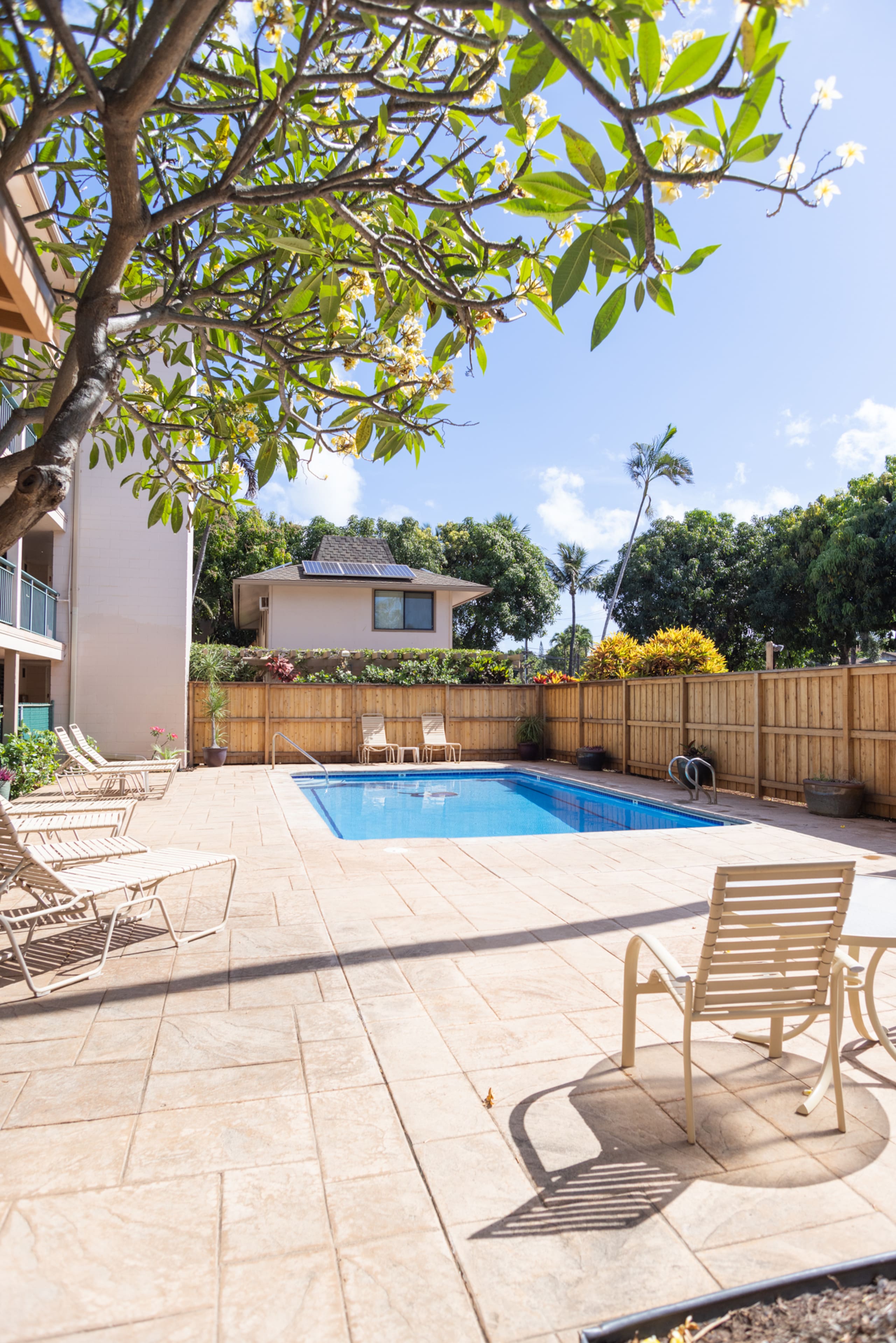 Condo in Lahaina · ★4.77 · 3 bedrooms · 4 beds · 2.5 baths - Image 41