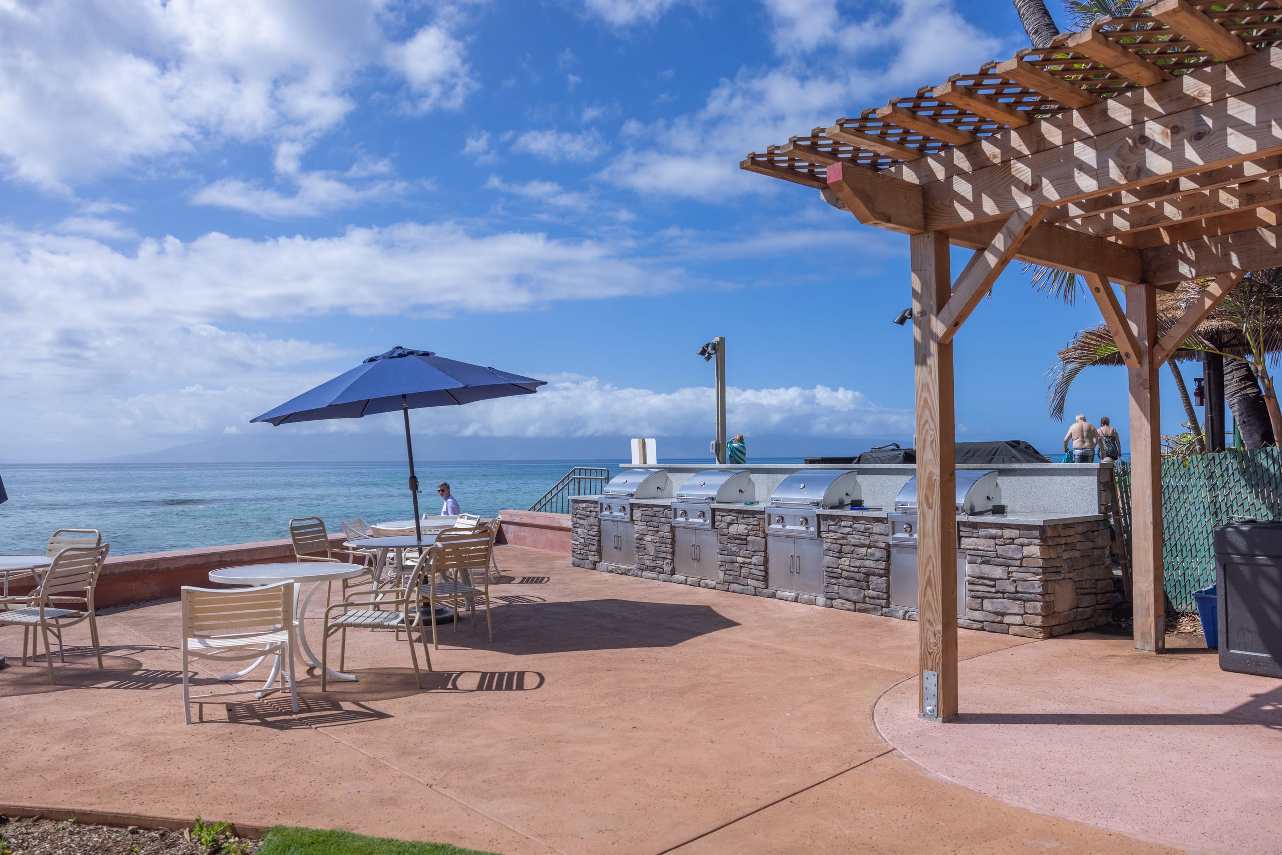 Condo in Lahaina · ★4.97 · 3 bedrooms · 4 beds · 2.5 baths - Image 16