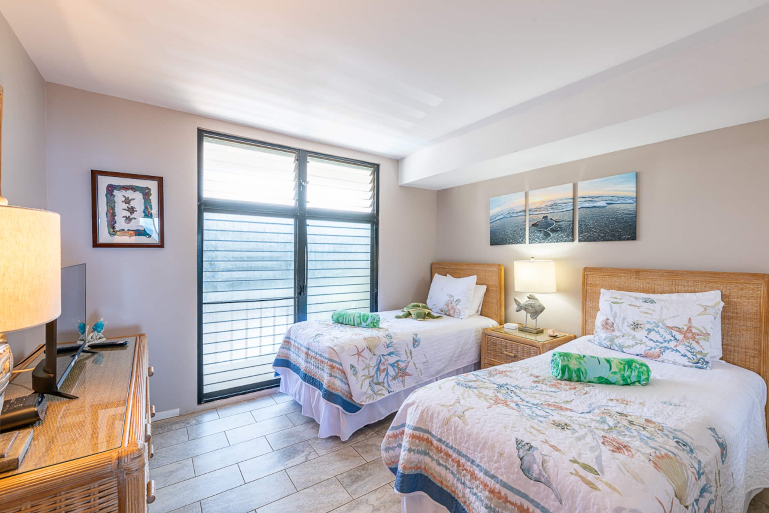 Condo in Lahaina · ★4.97 · 3 bedrooms · 4 beds · 2.5 baths - Image 50