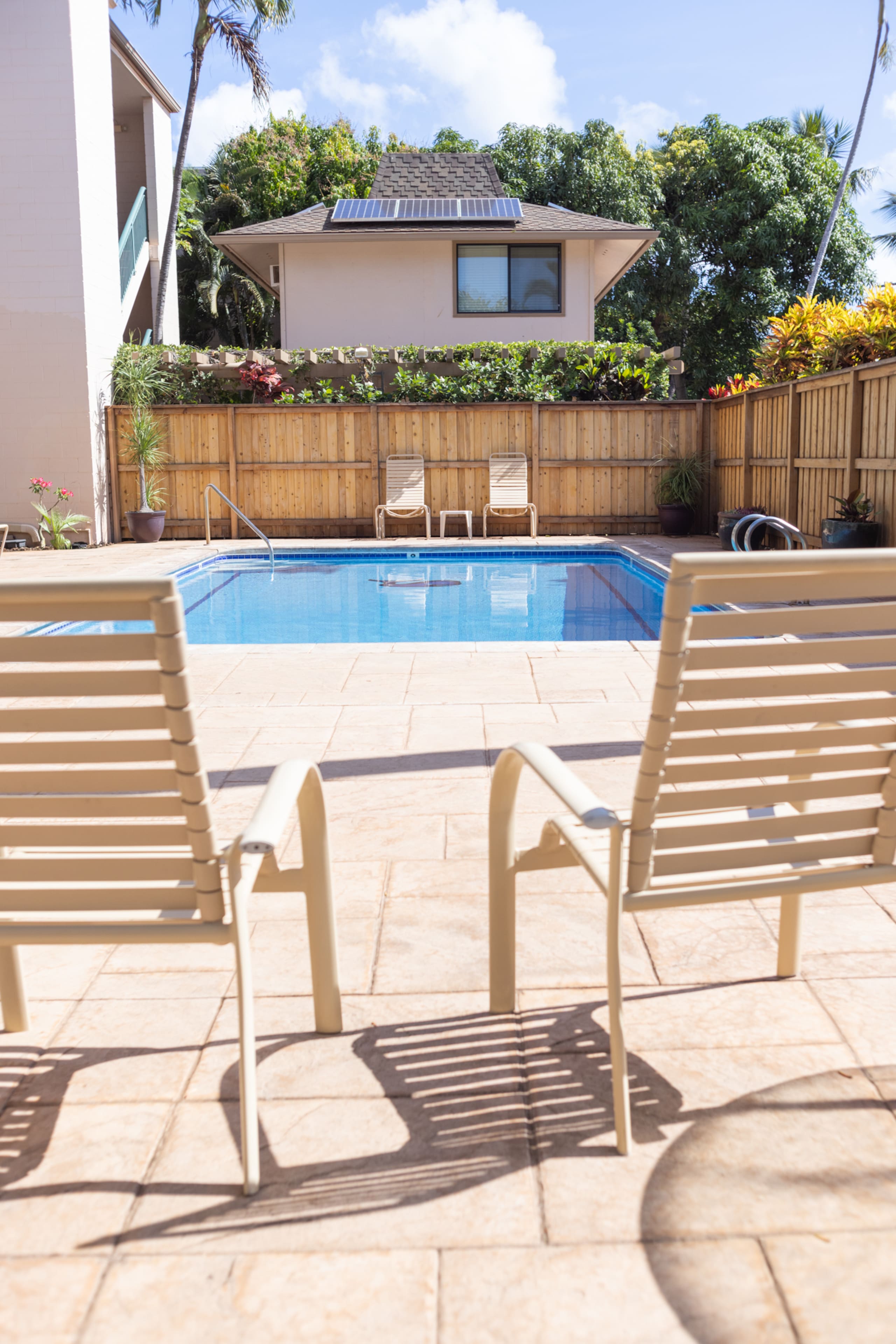 Condo in Lahaina · ★4.97 · 3 bedrooms · 4 beds · 2.5 baths - Image 2