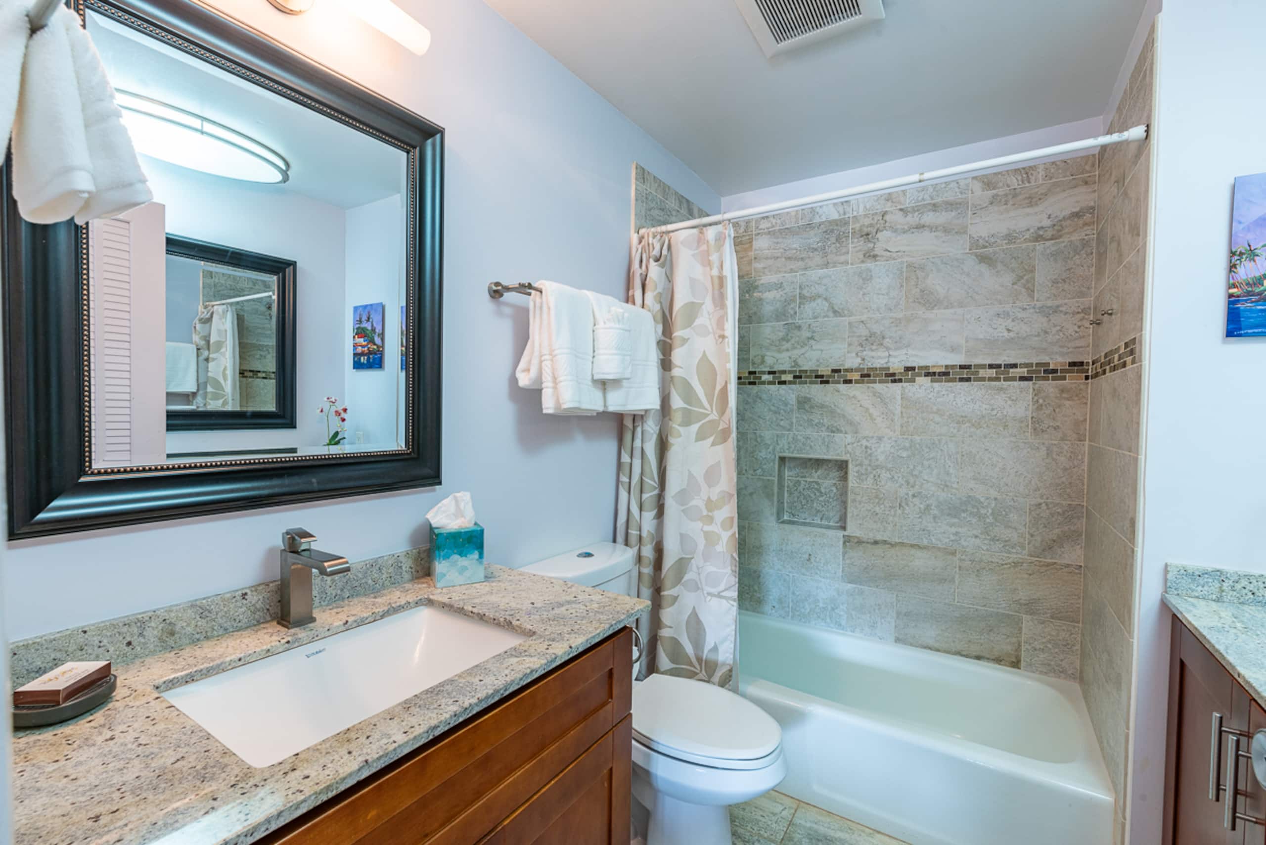 Condo in Lahaina · ★4.97 · 3 bedrooms · 4 beds · 2.5 baths - Image 33