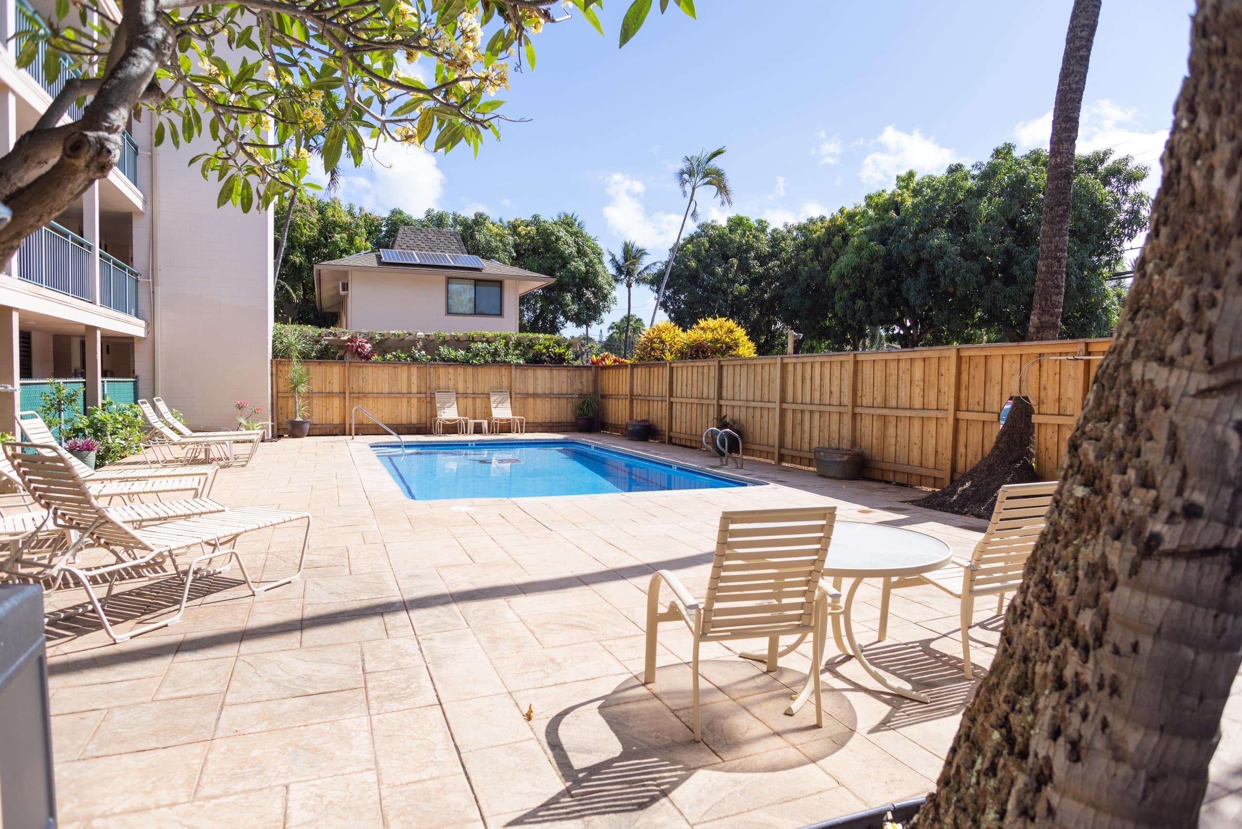 Condo in Lahaina · ★4.97 · 3 bedrooms · 4 beds · 2.5 baths - Image 8