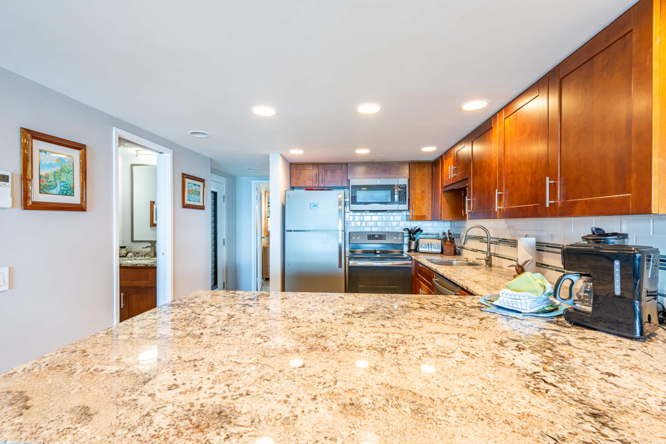 Condo in Lahaina · ★4.97 · 3 bedrooms · 4 beds · 2.5 baths - Image 58