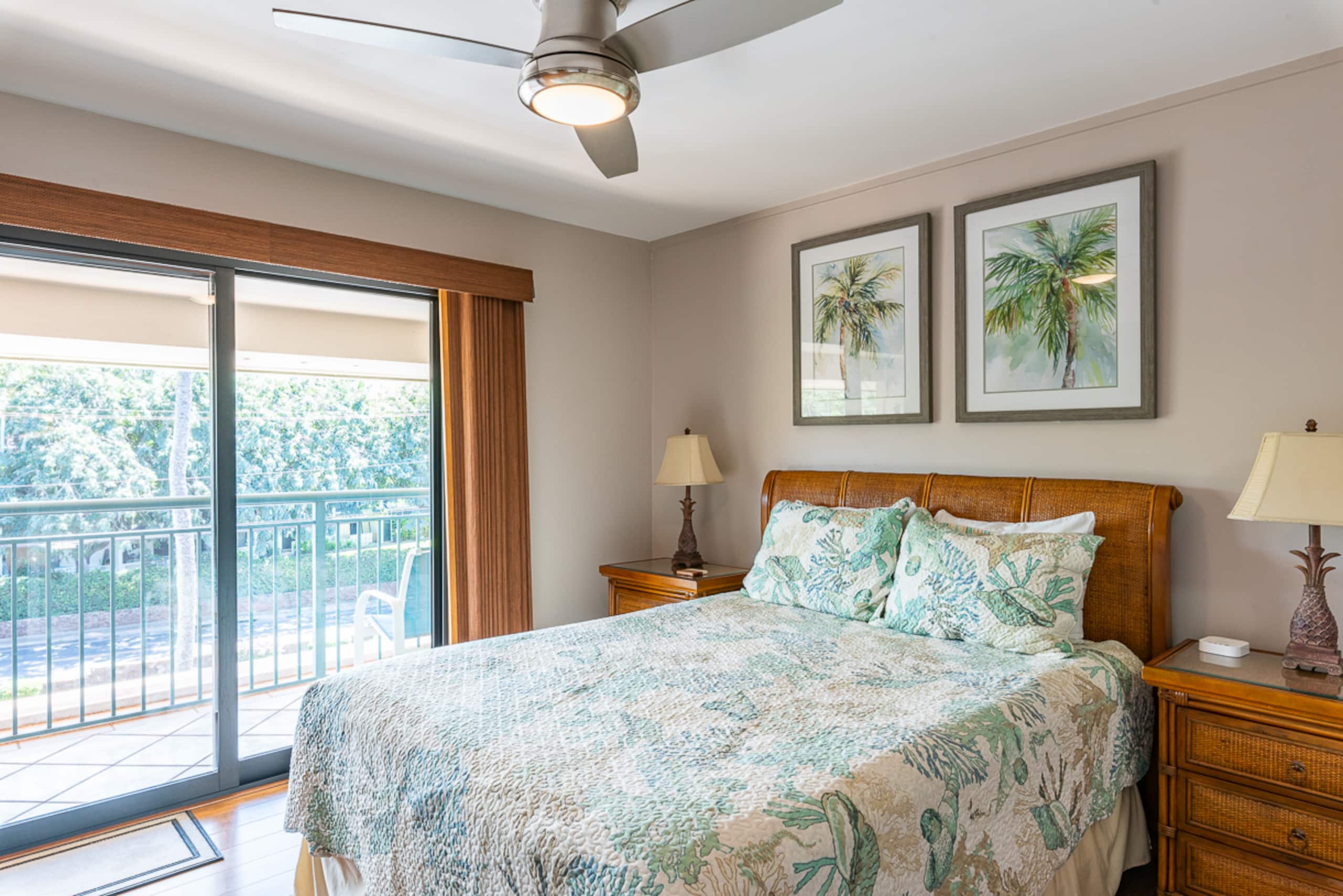 Condo in Lahaina · ★4.97 · 3 bedrooms · 4 beds · 2.5 baths - Image 37