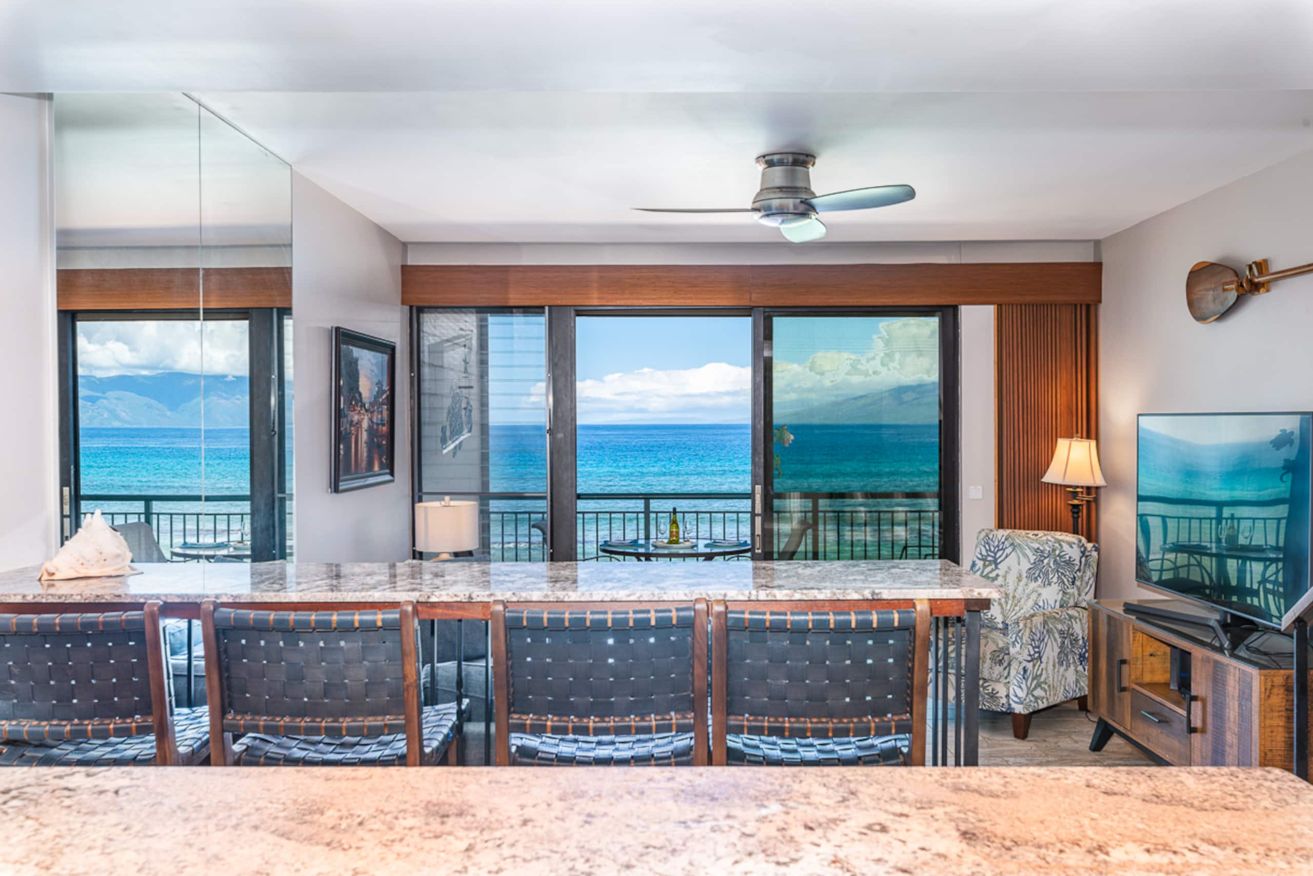 Condo in Lahaina · ★4.97 · 3 bedrooms · 4 beds · 2.5 baths - Image 59