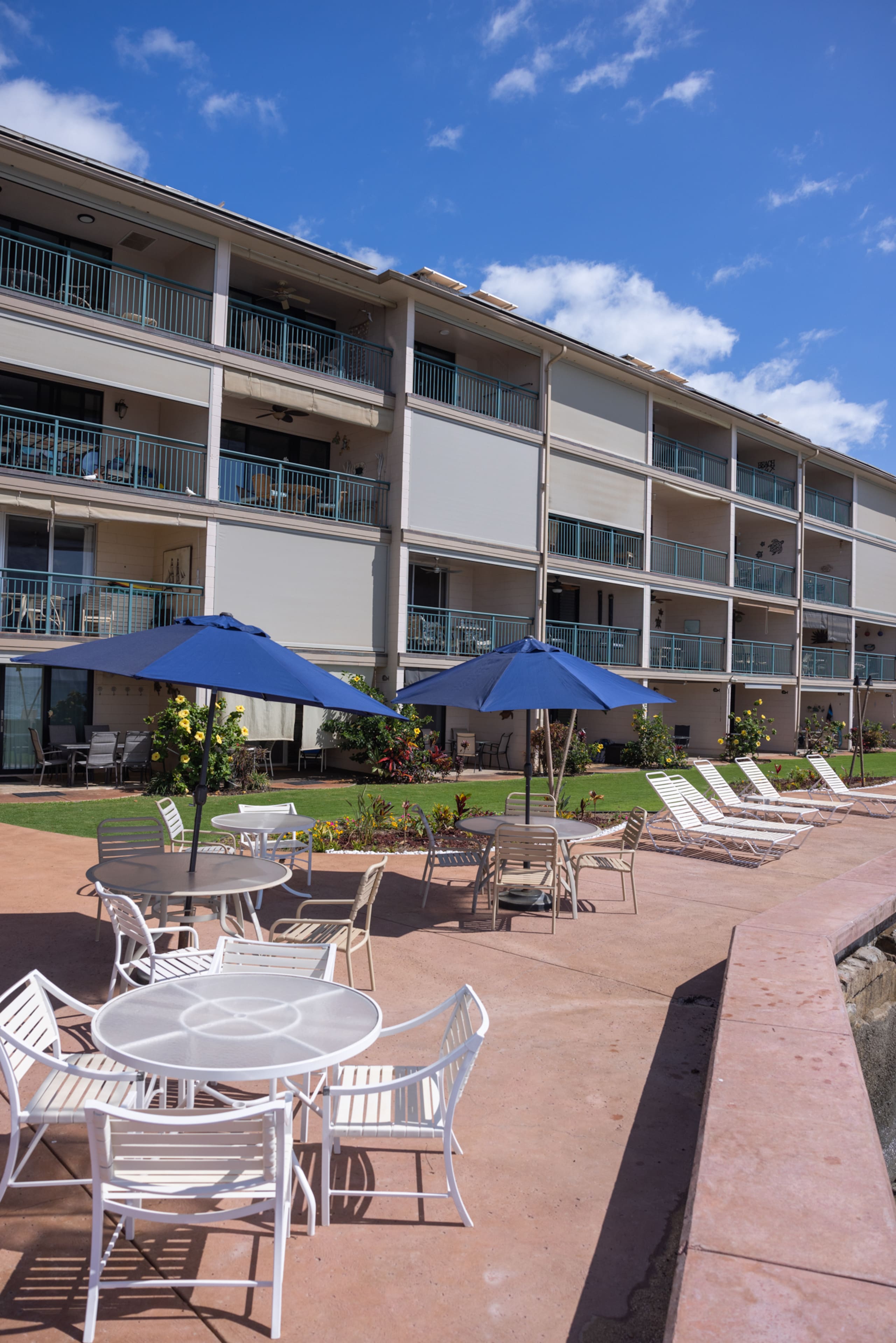 Condo in Lahaina · ★4.97 · 3 bedrooms · 4 beds · 2.5 baths - Image 23
