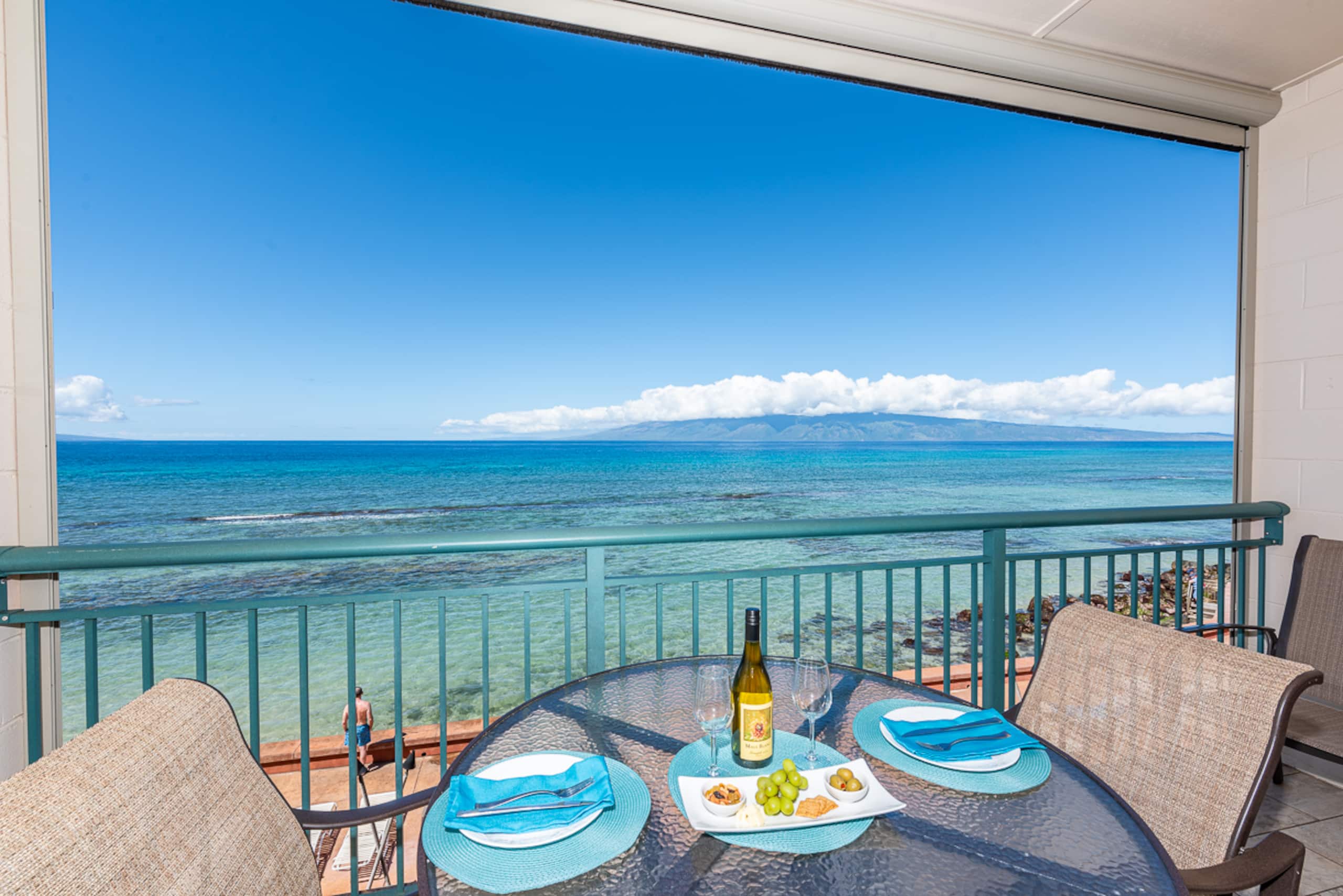 Condo in Lahaina · ★4.97 · 3 bedrooms · 4 beds · 2.5 baths - Image 1