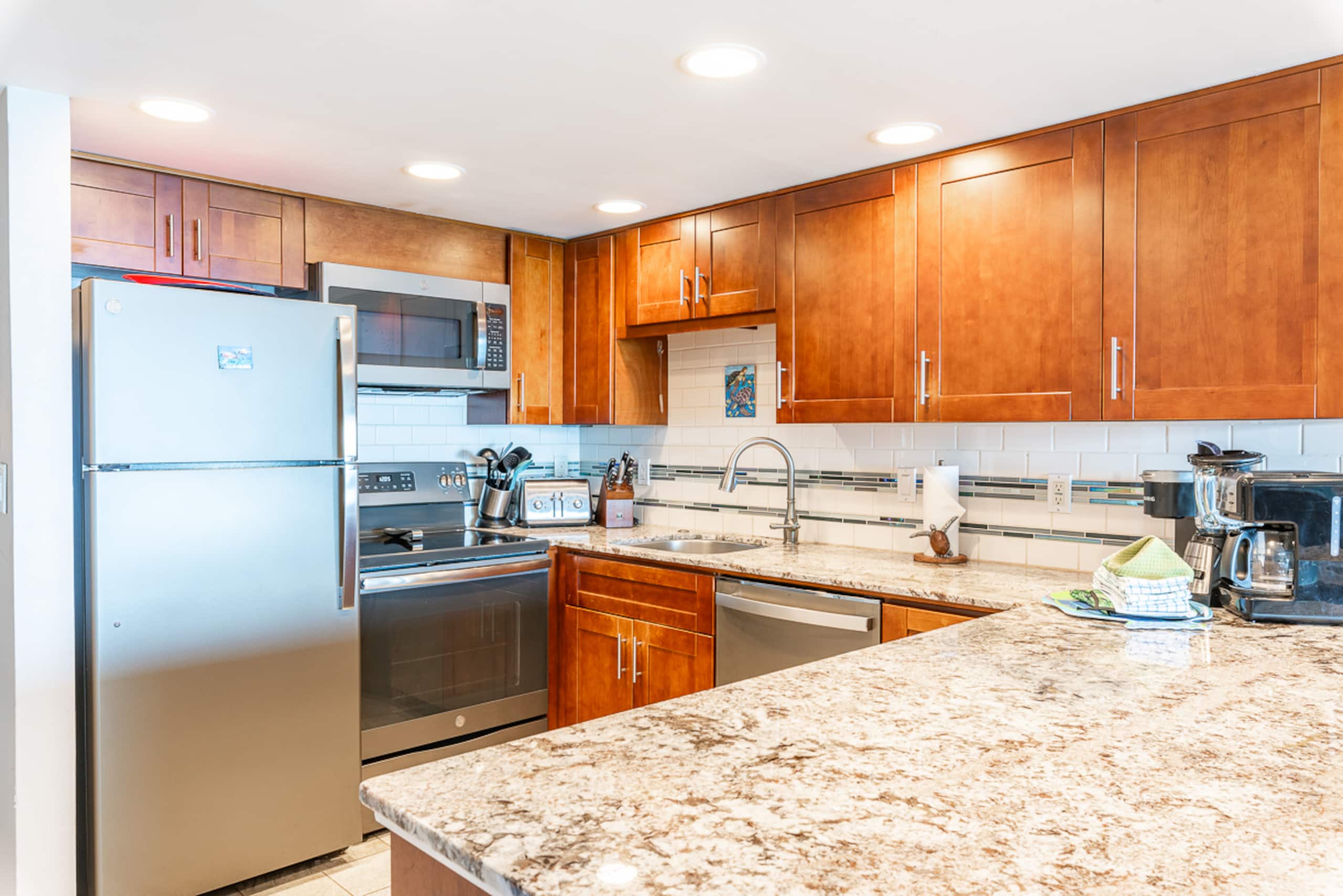 Condo in Lahaina · ★4.97 · 3 bedrooms · 4 beds · 2.5 baths - Image 61