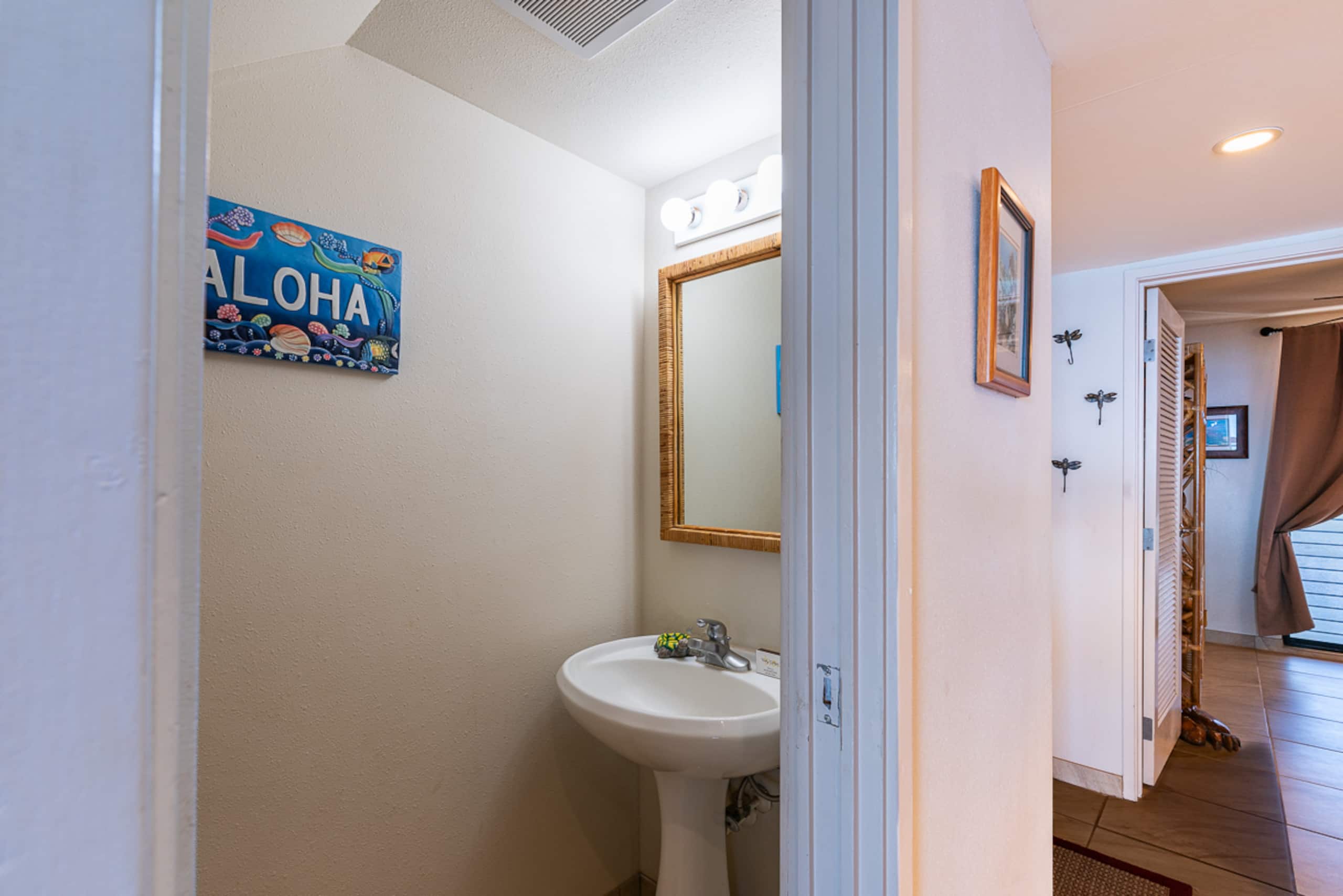 Condo in Lahaina · ★4.93 · 3 bedrooms · 4 beds · 2.5 baths - Image 17