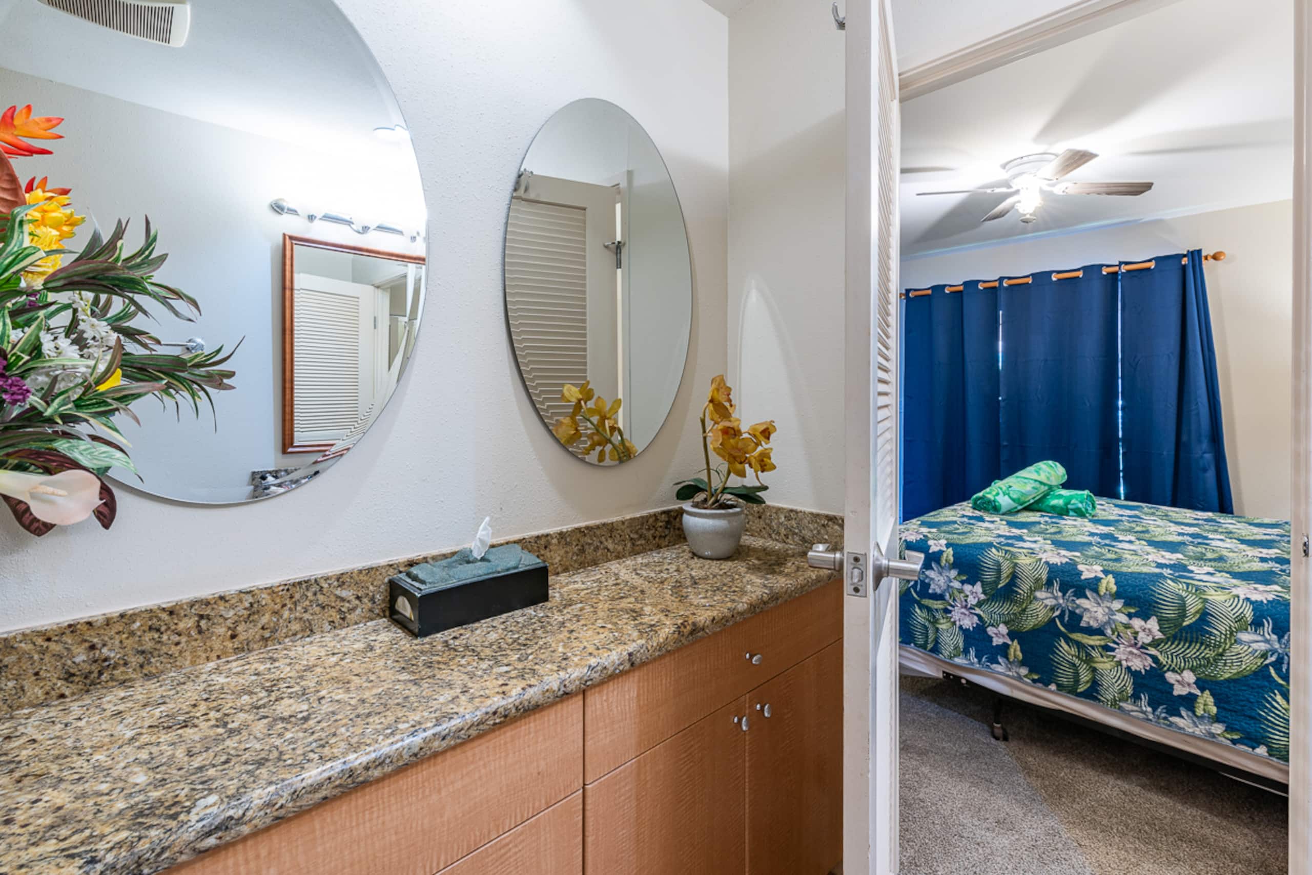 Condo in Lahaina · ★4.93 · 3 bedrooms · 4 beds · 2.5 baths - Image 32