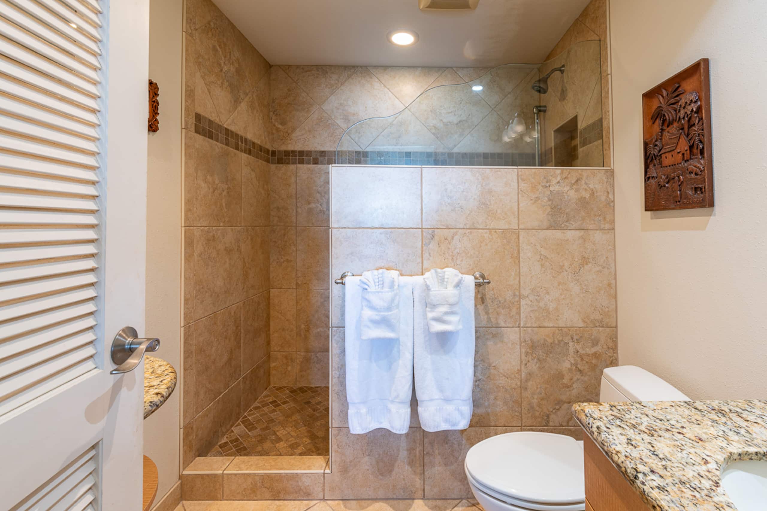 Condo in Lahaina · ★4.93 · 3 bedrooms · 4 beds · 2.5 baths - Image 41
