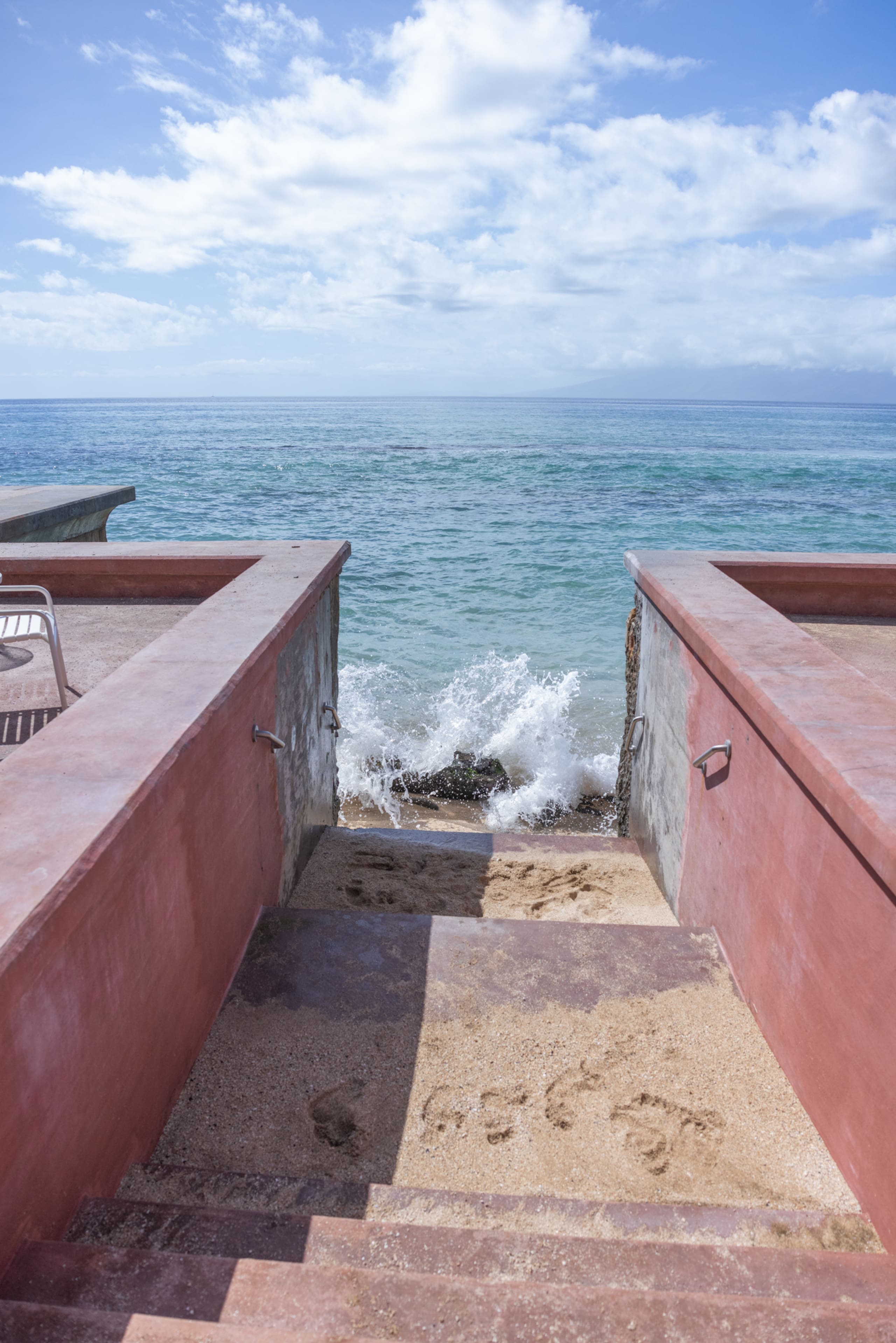 Condo in Lahaina · ★4.93 · 3 bedrooms · 4 beds · 2.5 baths - Image 53