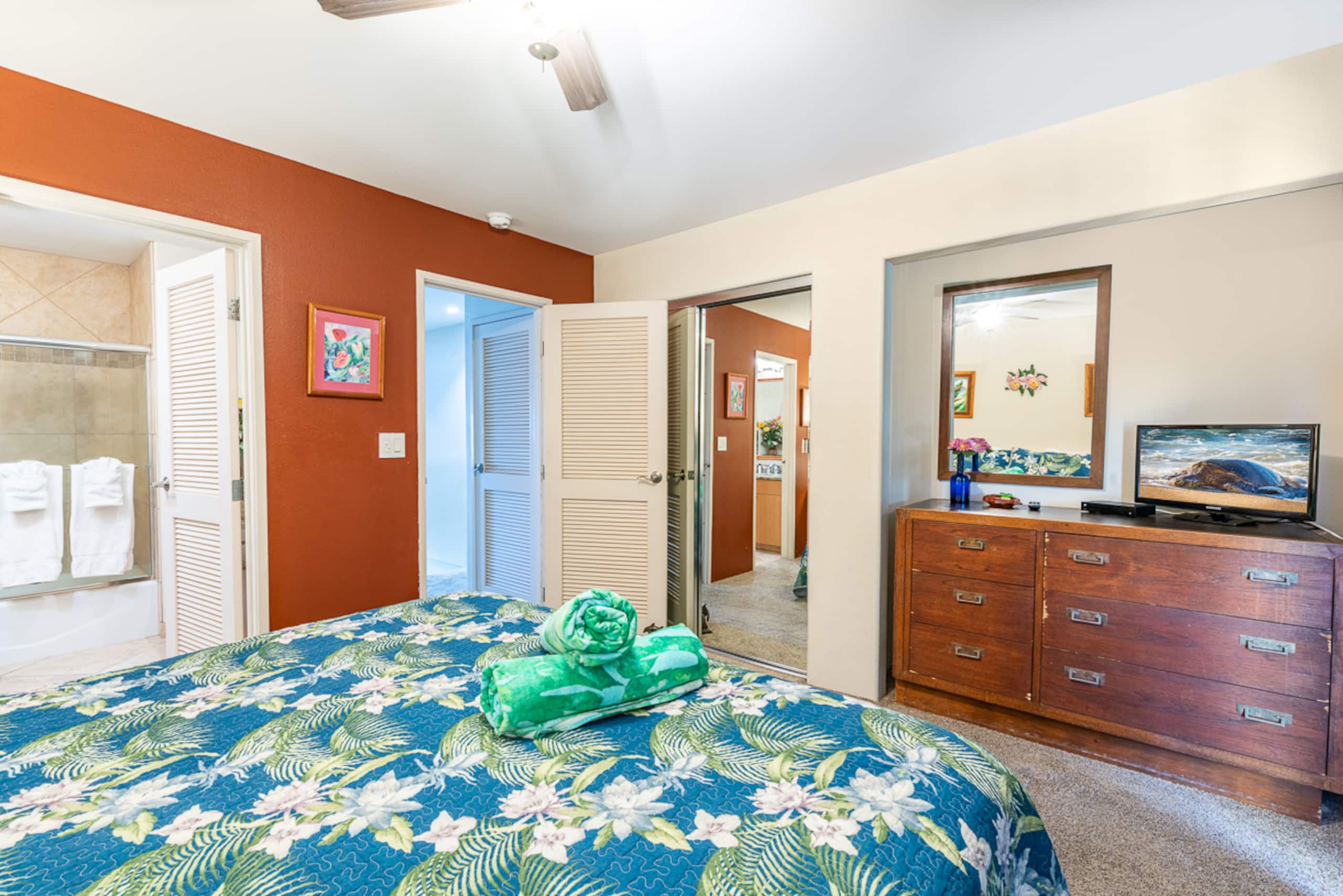 Condo in Lahaina · ★4.93 · 3 bedrooms · 4 beds · 2.5 baths - Image 24