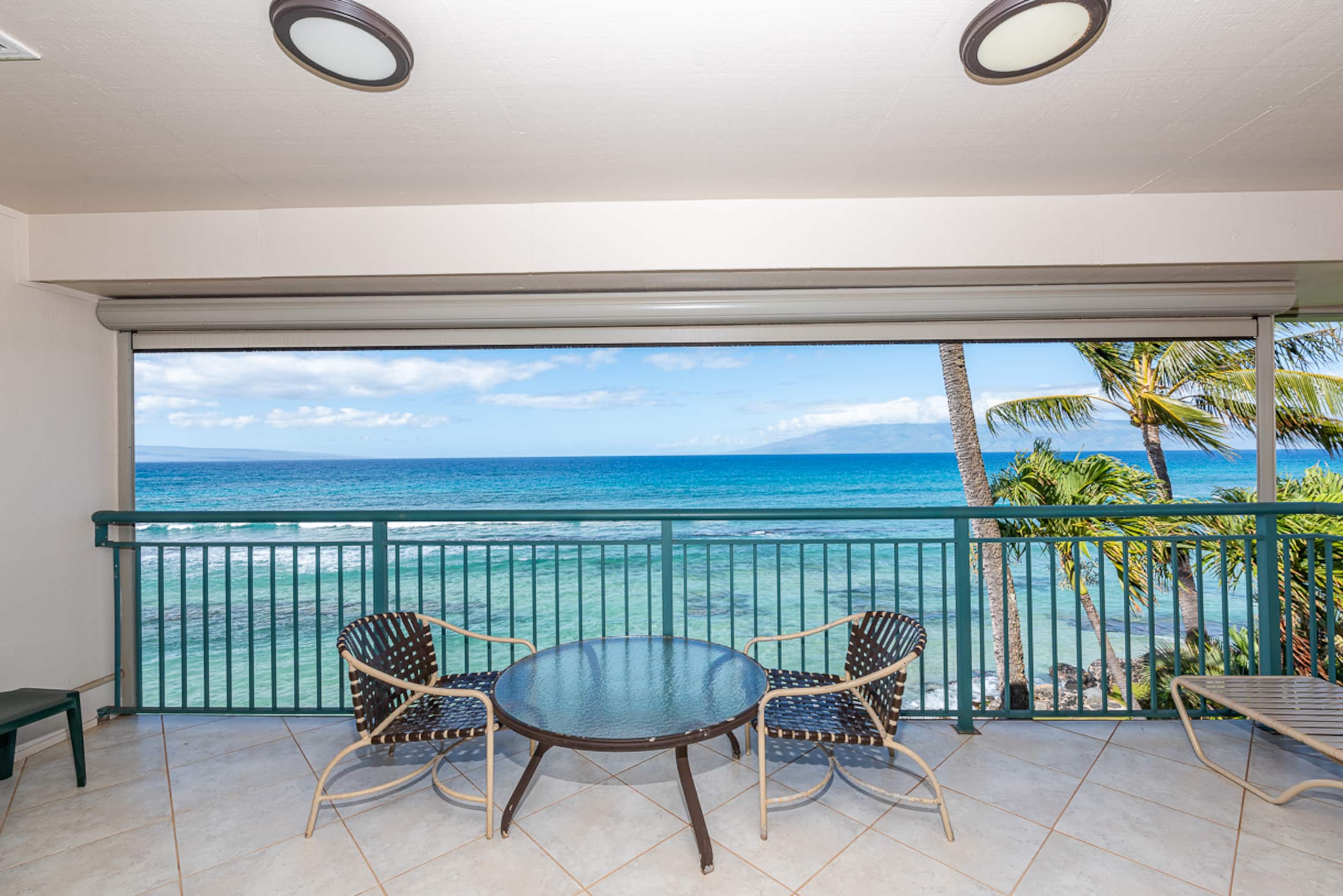 Condo in Lahaina · ★4.8 · 3 bedrooms · 4 beds · 3.5 baths - Image 8
