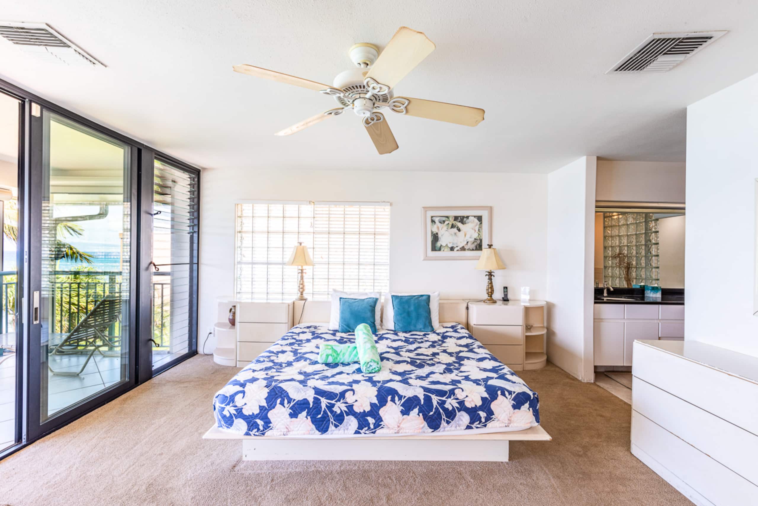 Condo in Lahaina · ★4.8 · 3 bedrooms · 4 beds · 3.5 baths - Image 56
