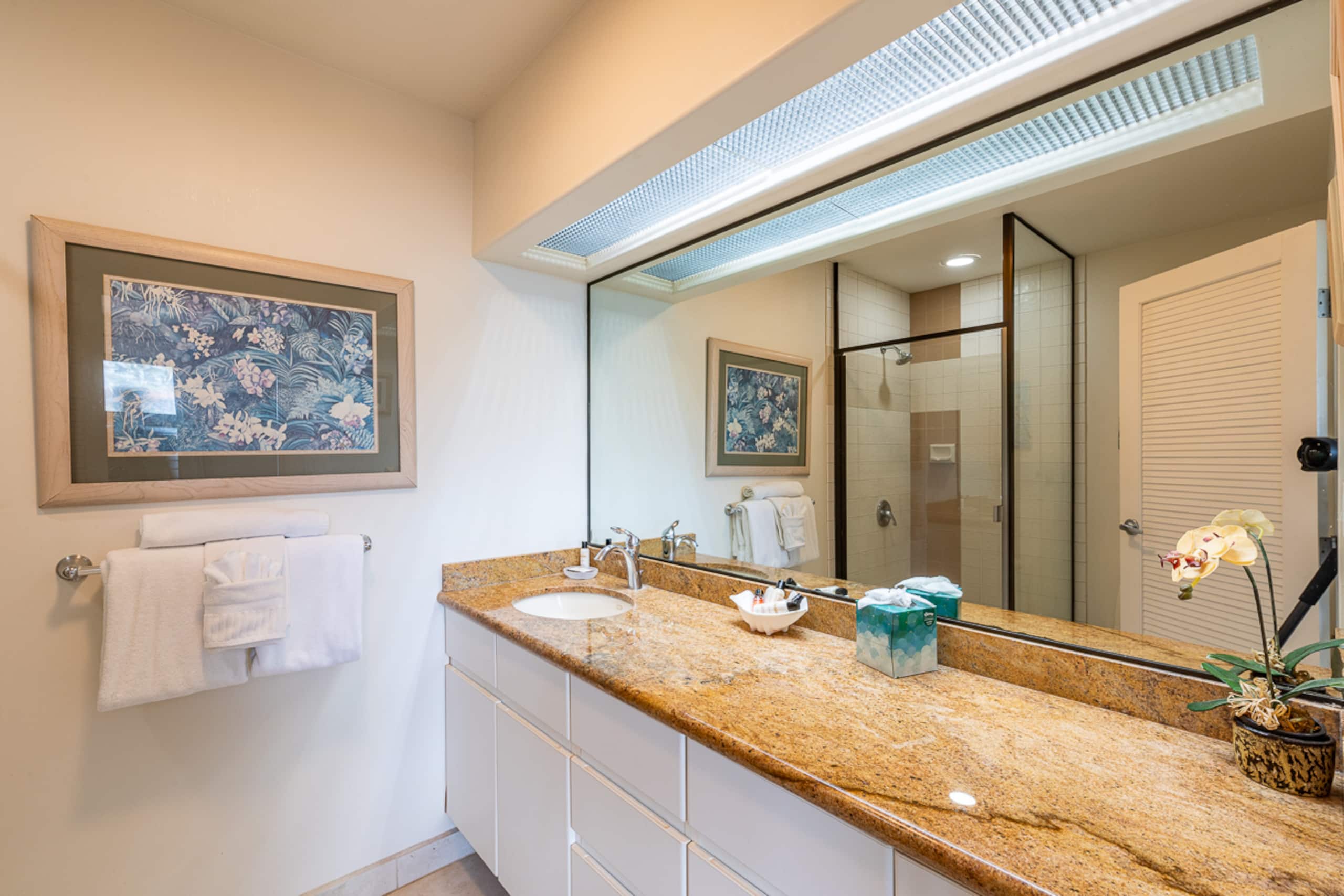 Condo in Lahaina · ★4.8 · 3 bedrooms · 4 beds · 3.5 baths - Image 53