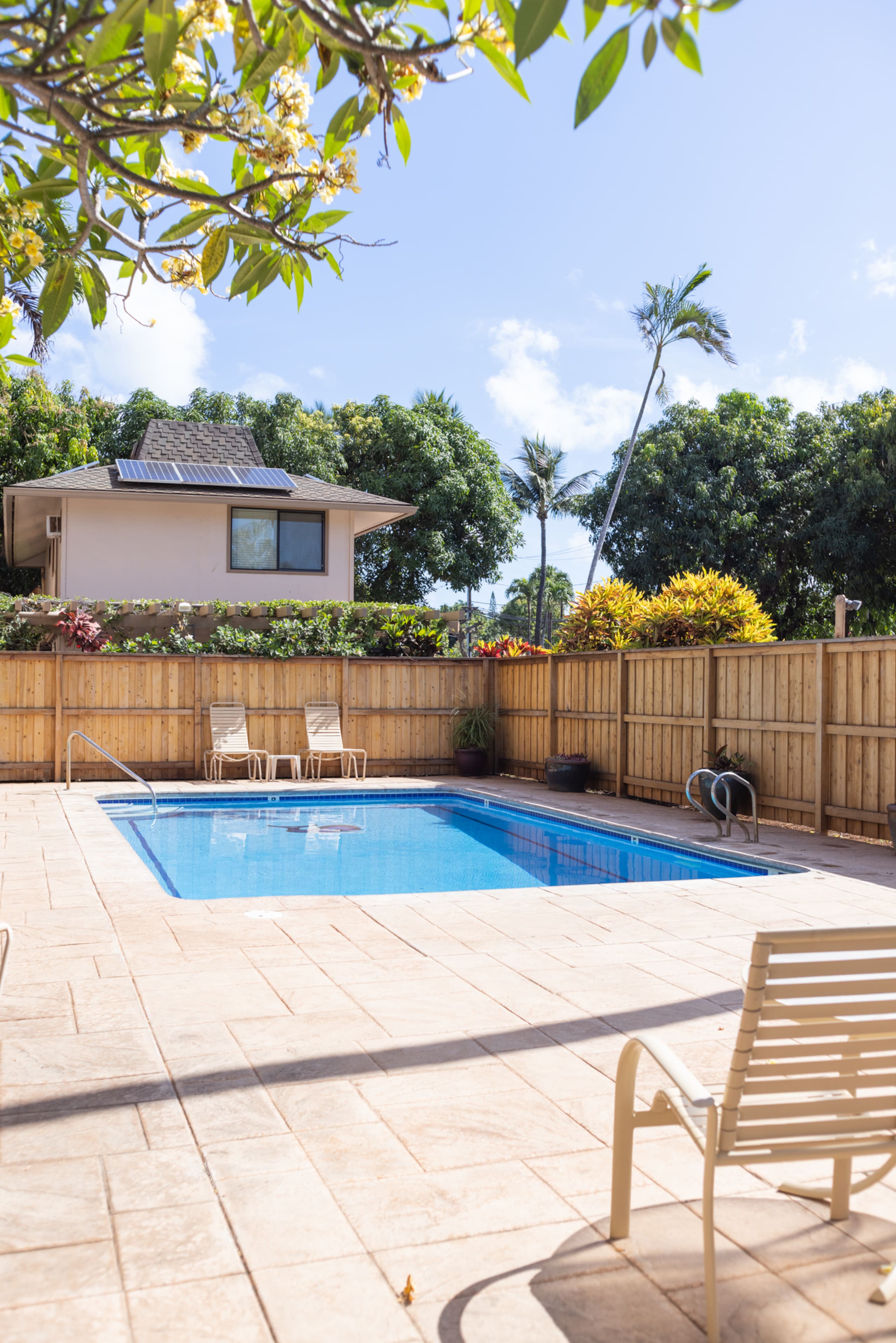 Condo in Lahaina · ★4.8 · 3 bedrooms · 4 beds · 3.5 baths - Image 18