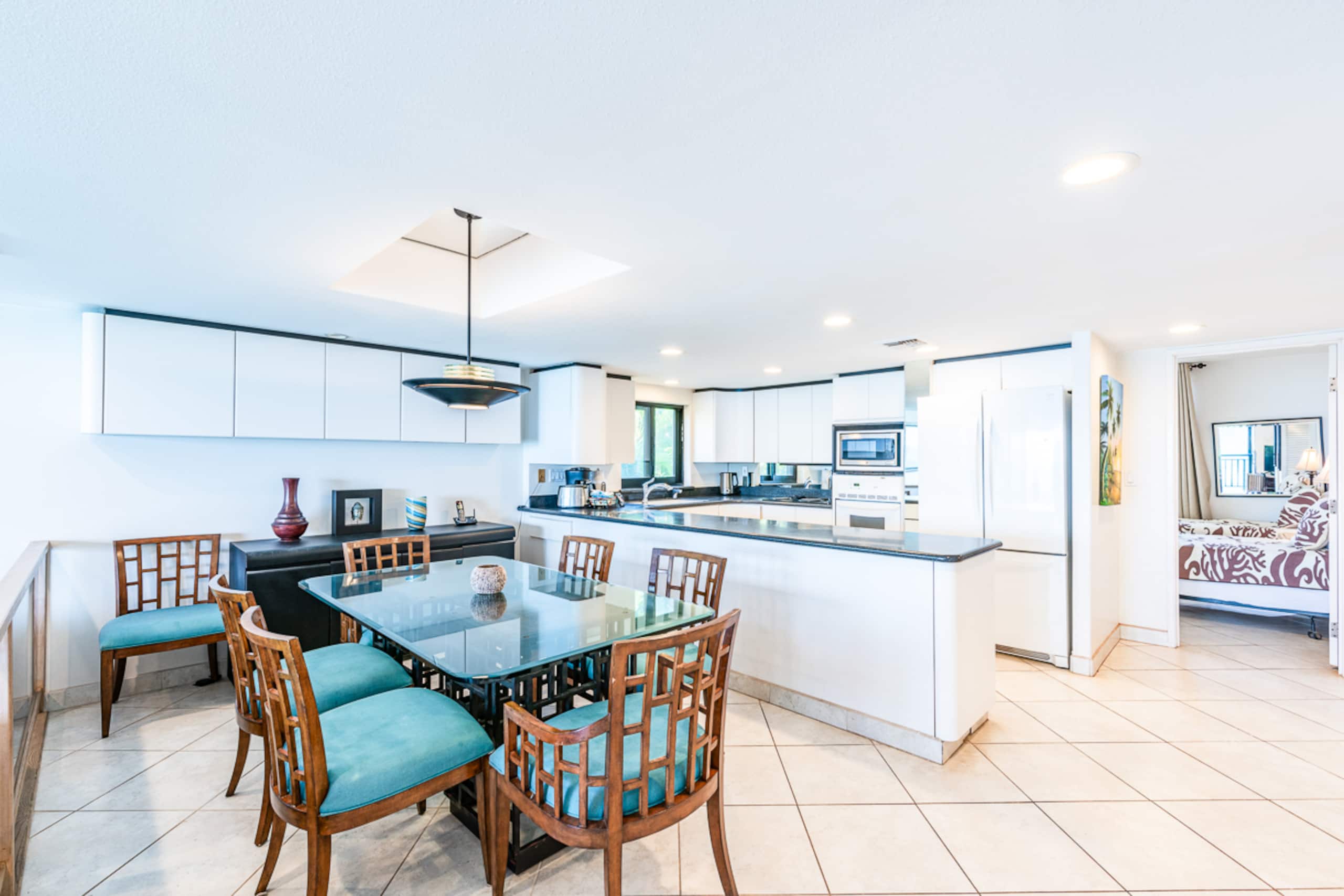 Condo in Lahaina · ★4.8 · 3 bedrooms · 4 beds · 3.5 baths - Image 41