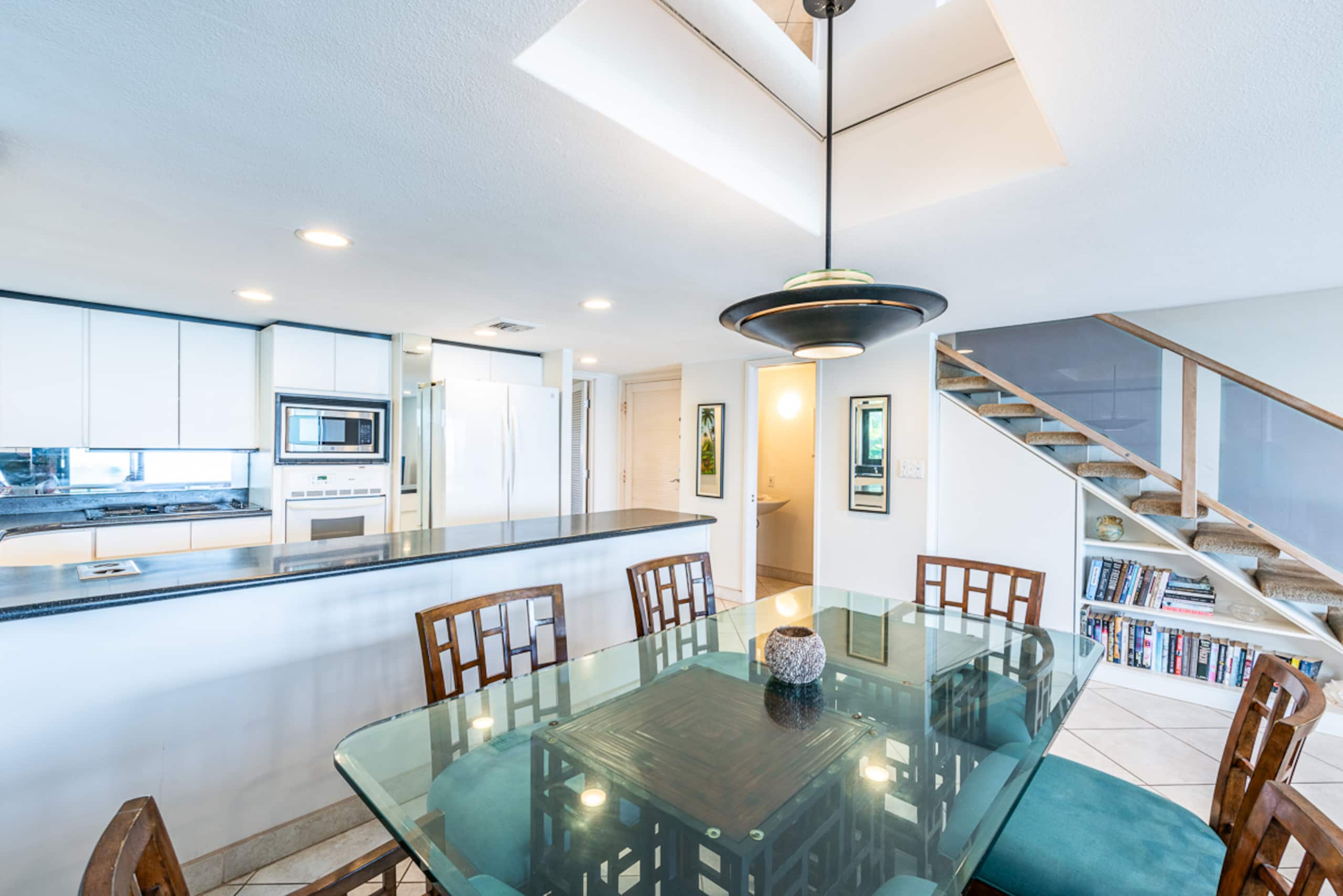 Condo in Lahaina · ★4.8 · 3 bedrooms · 4 beds · 3.5 baths - Image 40