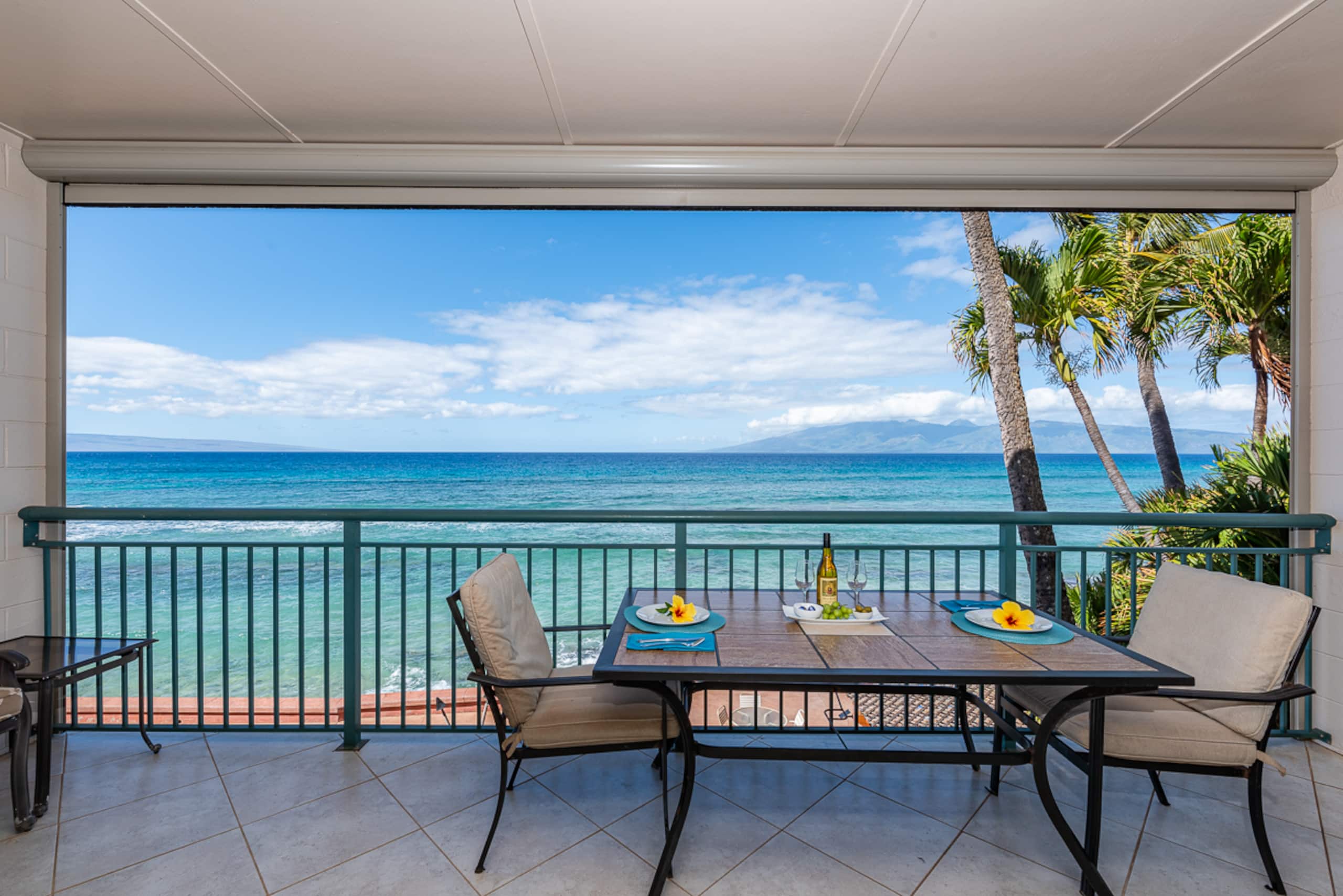 Condo in Lahaina · ★4.8 · 3 bedrooms · 4 beds · 3.5 baths - Image 3