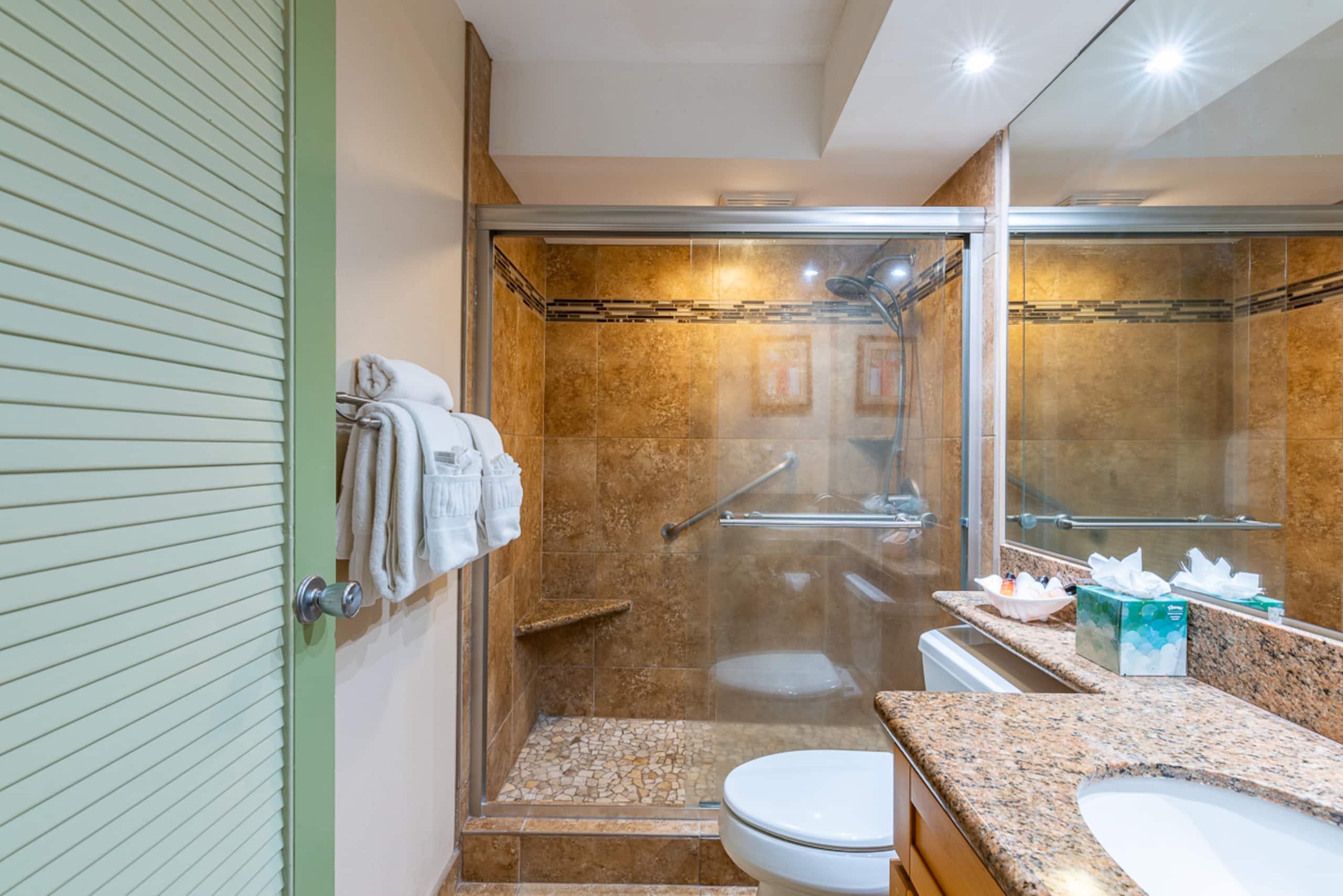 Condo in Lahaina · ★4.87 · 1 bedroom · 1 bed · 1 bath - Image 12