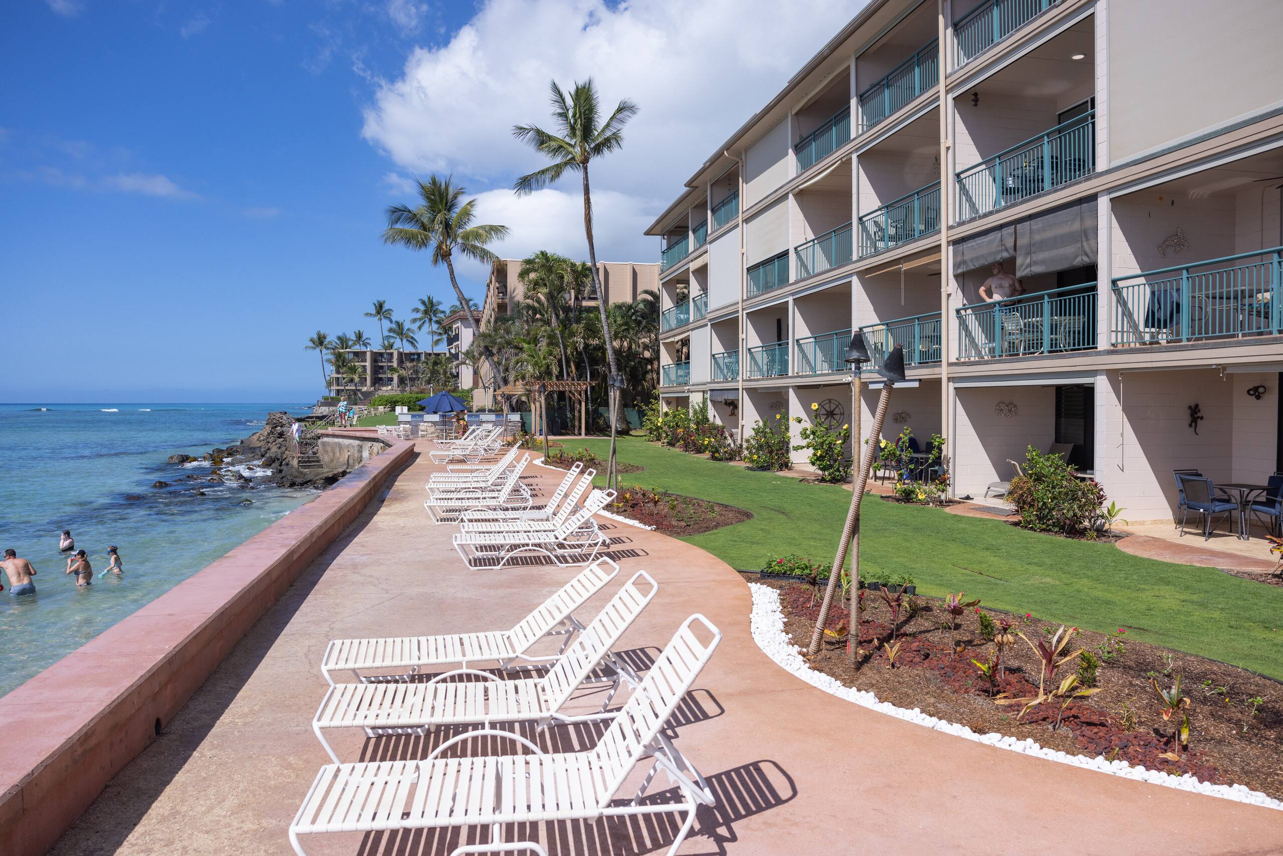 Condo in Lahaina · ★4.87 · 1 bedroom · 1 bed · 1 bath - Image 25