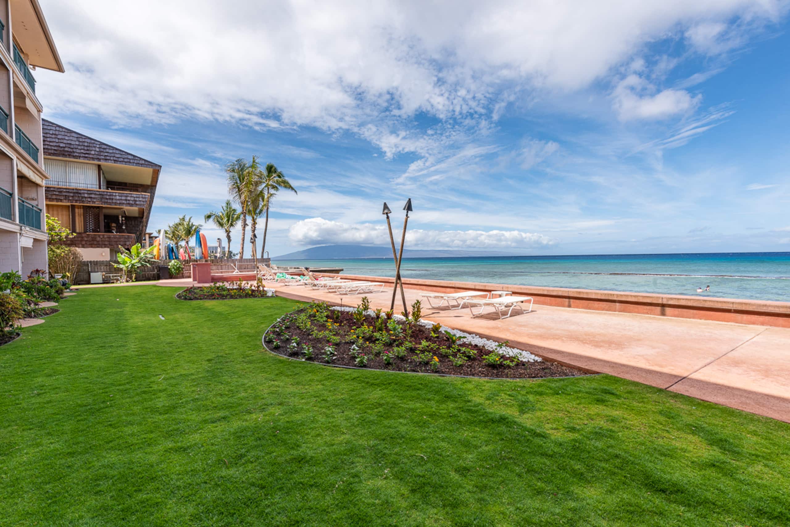 Condo in Lahaina · ★4.87 · 1 bedroom · 1 bed · 1 bath - Image 30