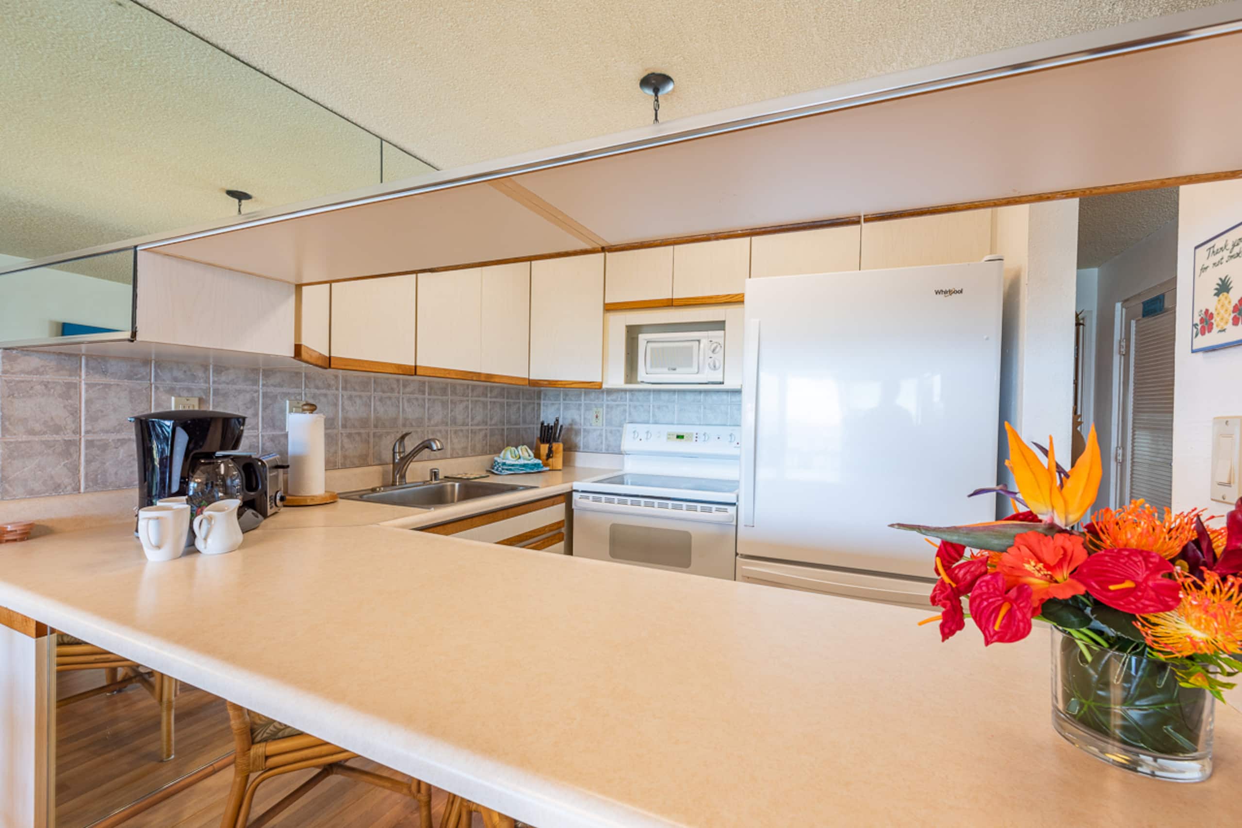 Condo in Lahaina · ★4.72 · 1 bedroom · 1 bed · 1 bath - Image 10