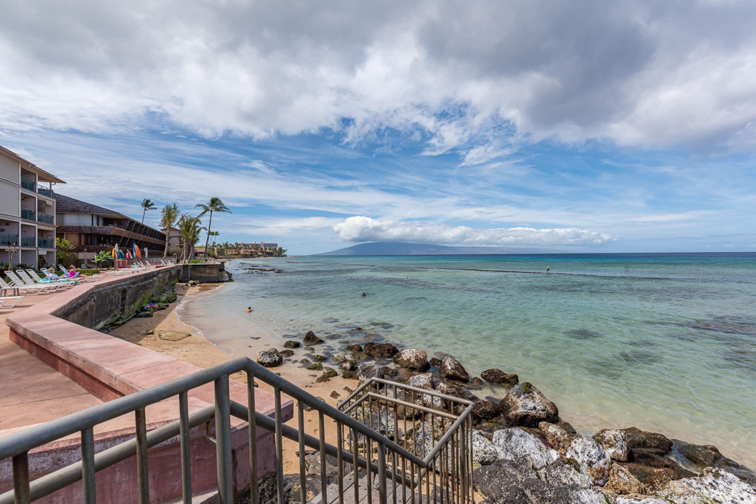 Condo in Lahaina · ★4.72 · 1 bedroom · 1 bed · 1 bath - Image 26