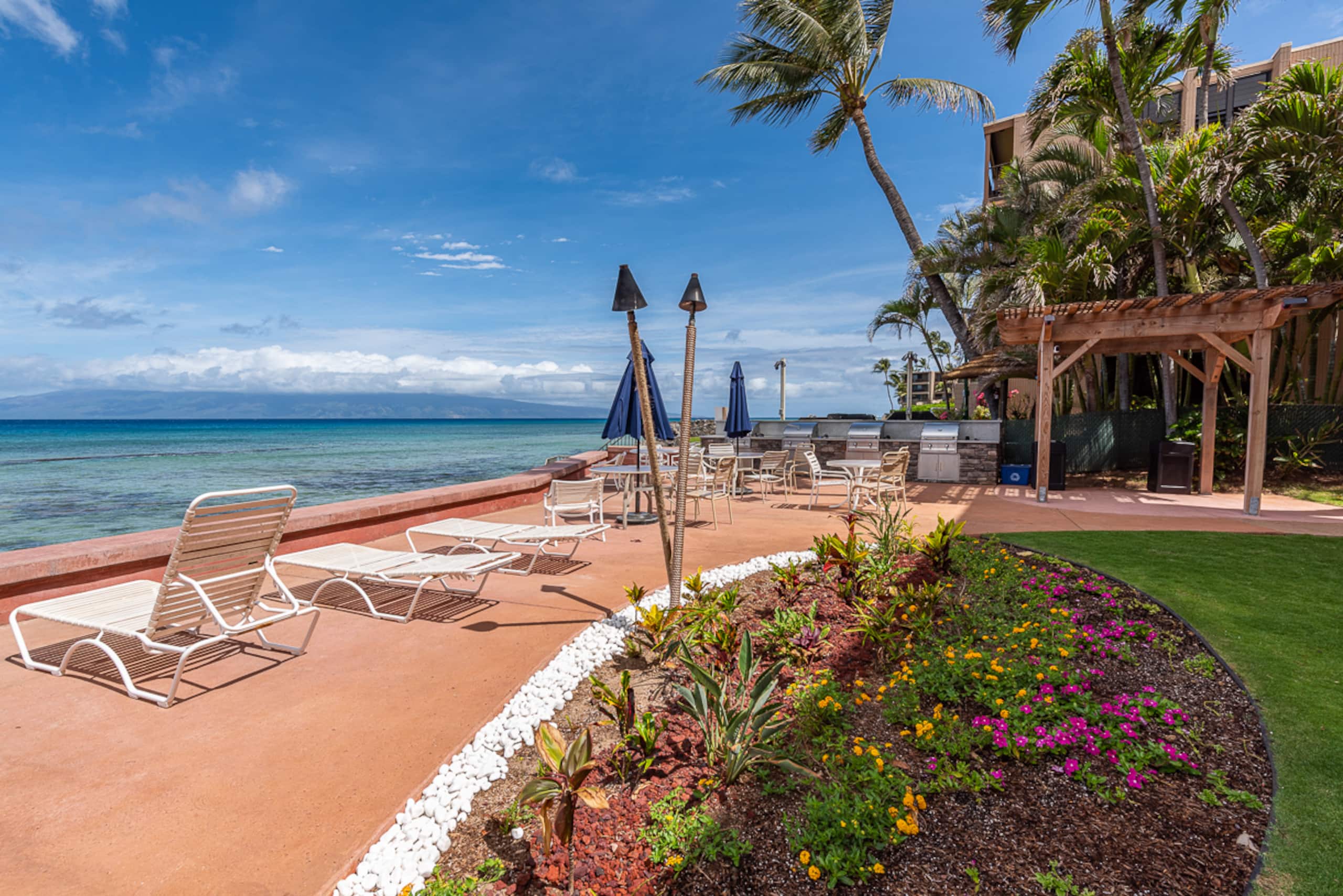 Condo in Lahaina · ★4.72 · 1 bedroom · 1 bed · 1 bath - Image 22