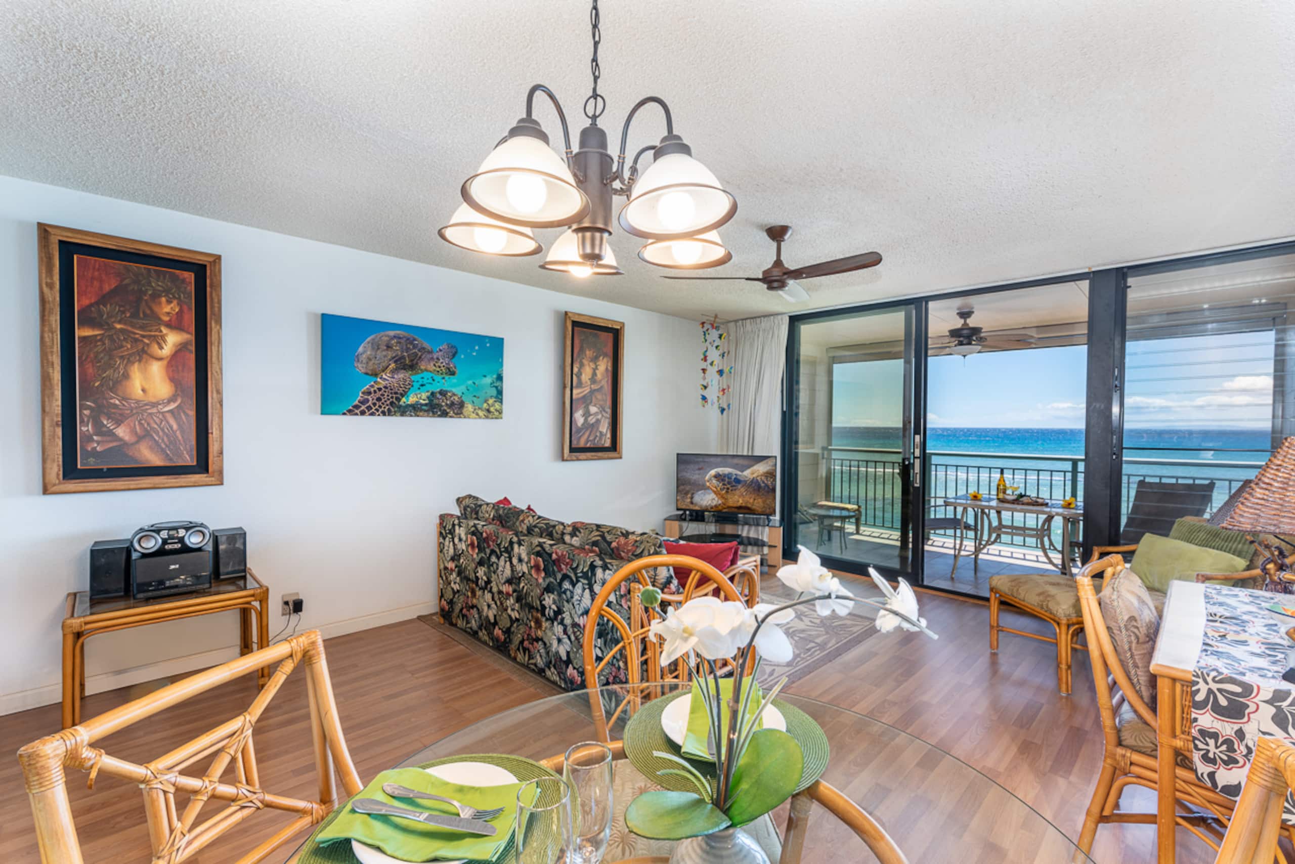 Condo in Lahaina · ★4.72 · 1 bedroom · 1 bed · 1 bath - Image 4