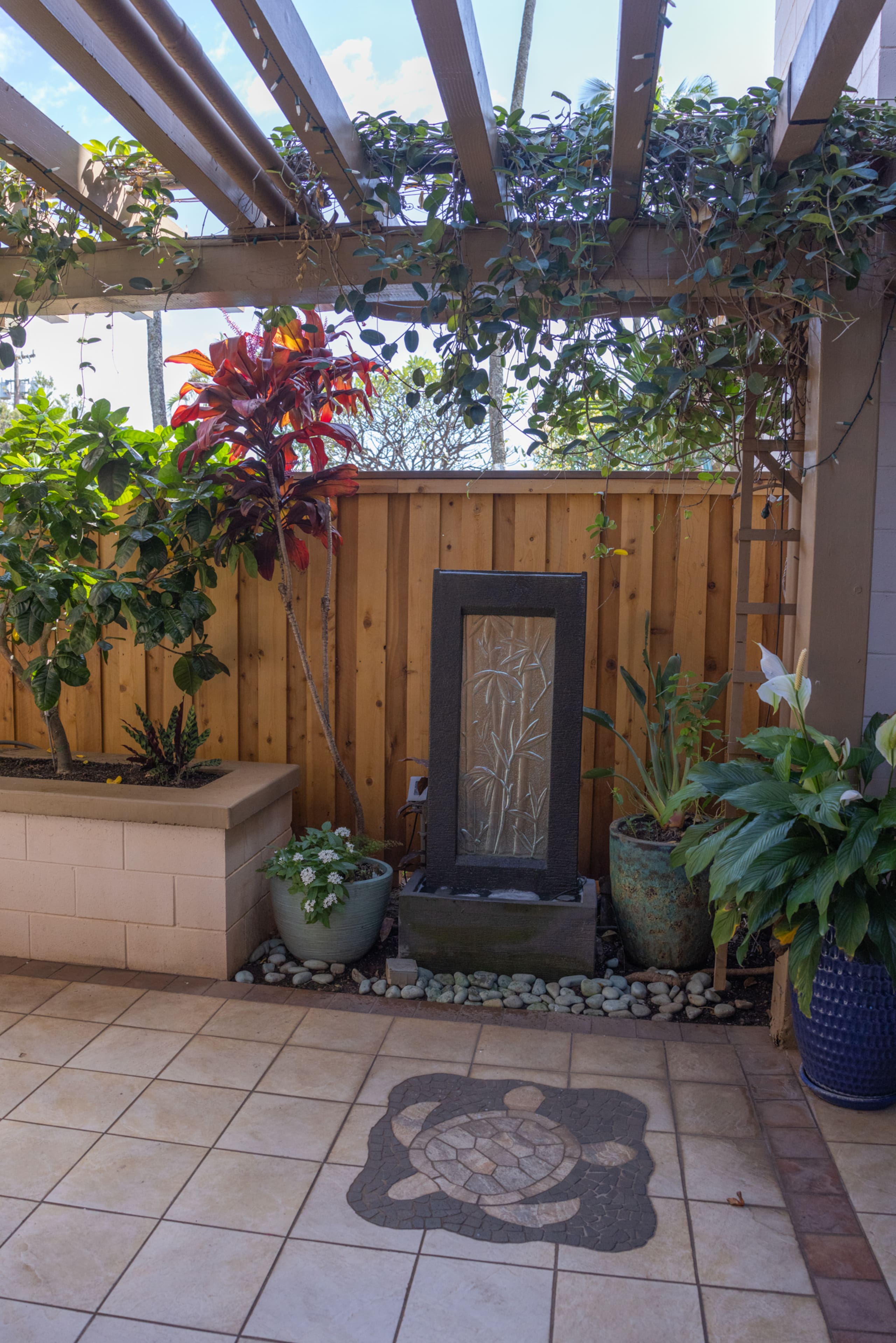 Condo in Lahaina · ★4.72 · 1 bedroom · 1 bed · 1 bath - Image 56