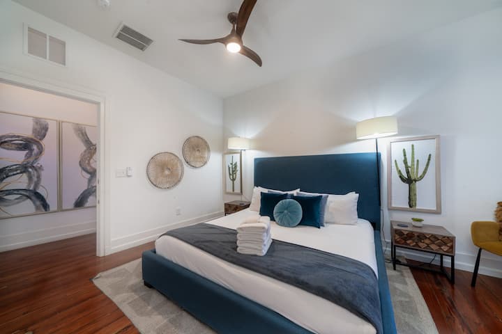 ห้องนอน 4 - ห้องเตียงคิงไซส์ชั้นบน